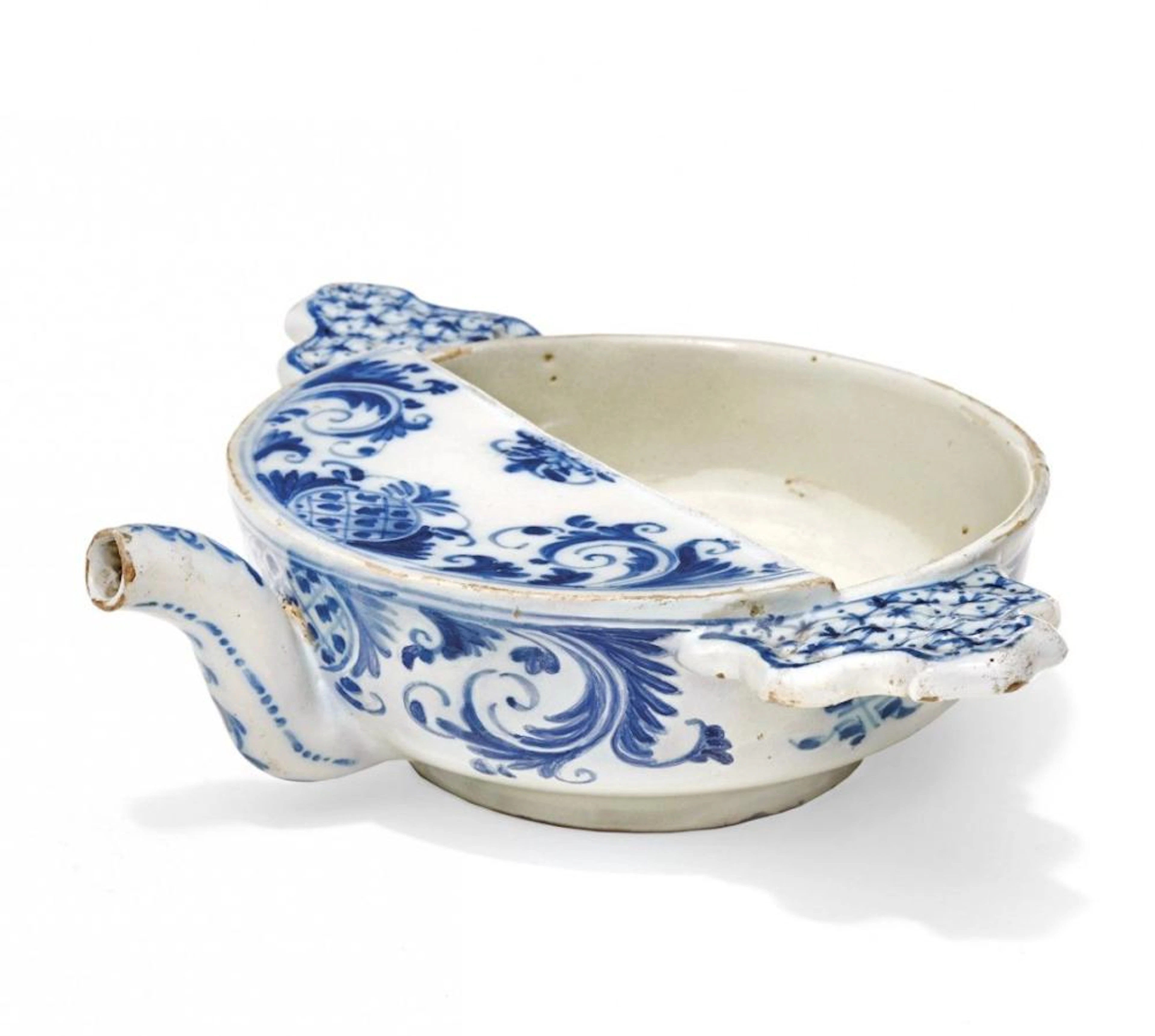MAIOLICA ÉCUELLE GIORGIO GIACINTO ROSSETTI, TURIN OR LODI, 1740 CIRCA