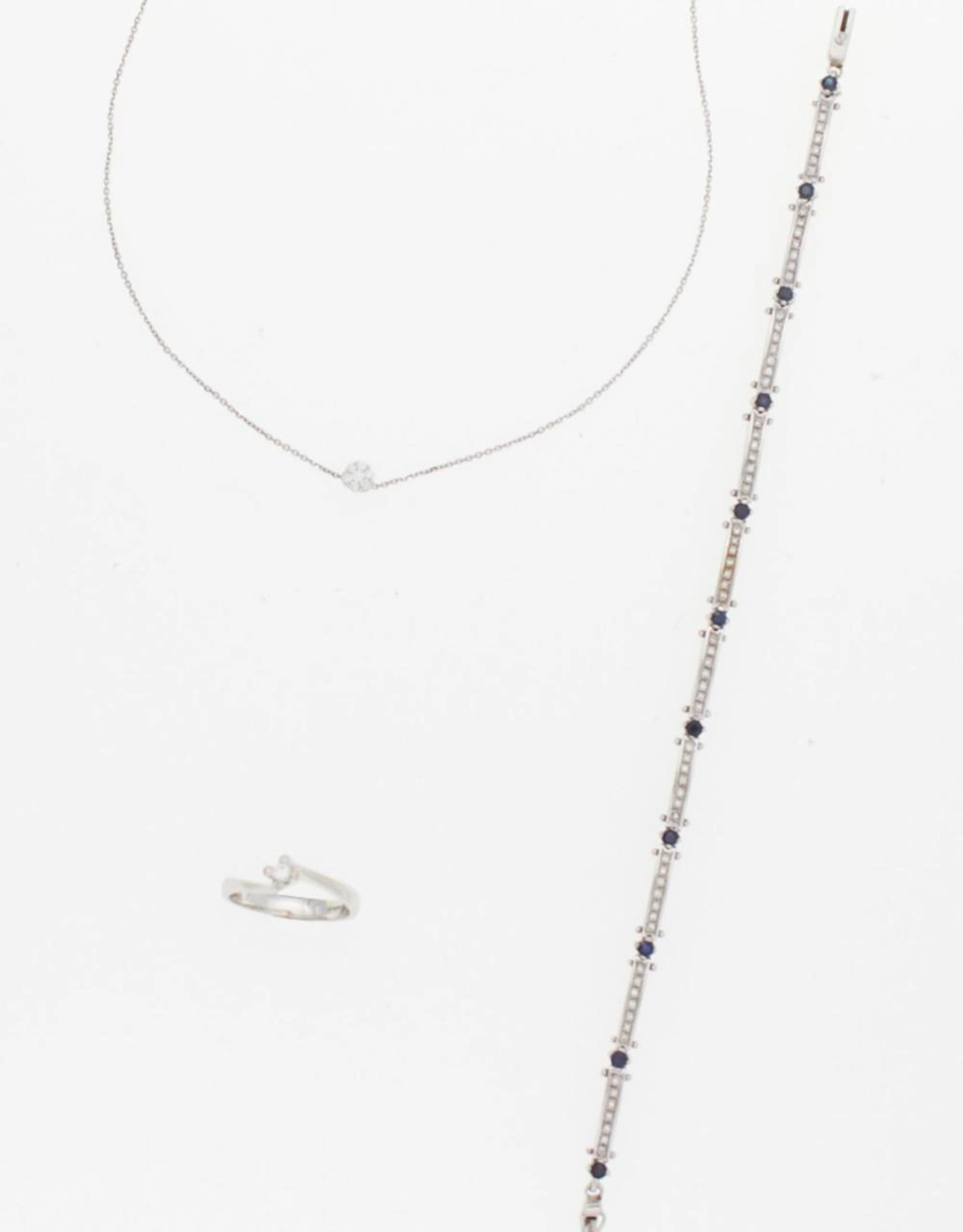 18k white gold and gem-set lot