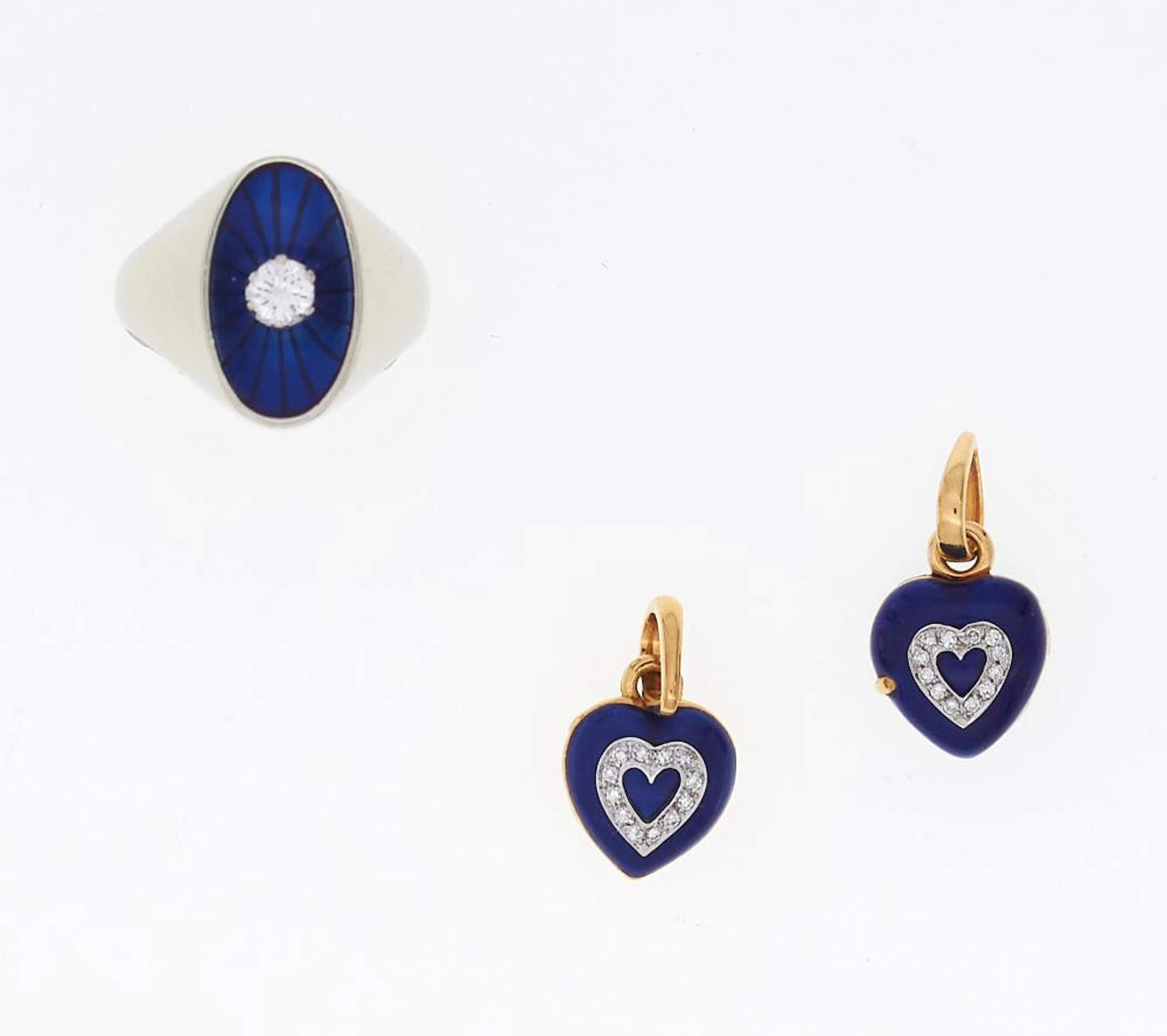 lot of 18k gold and enamel ring and pendants