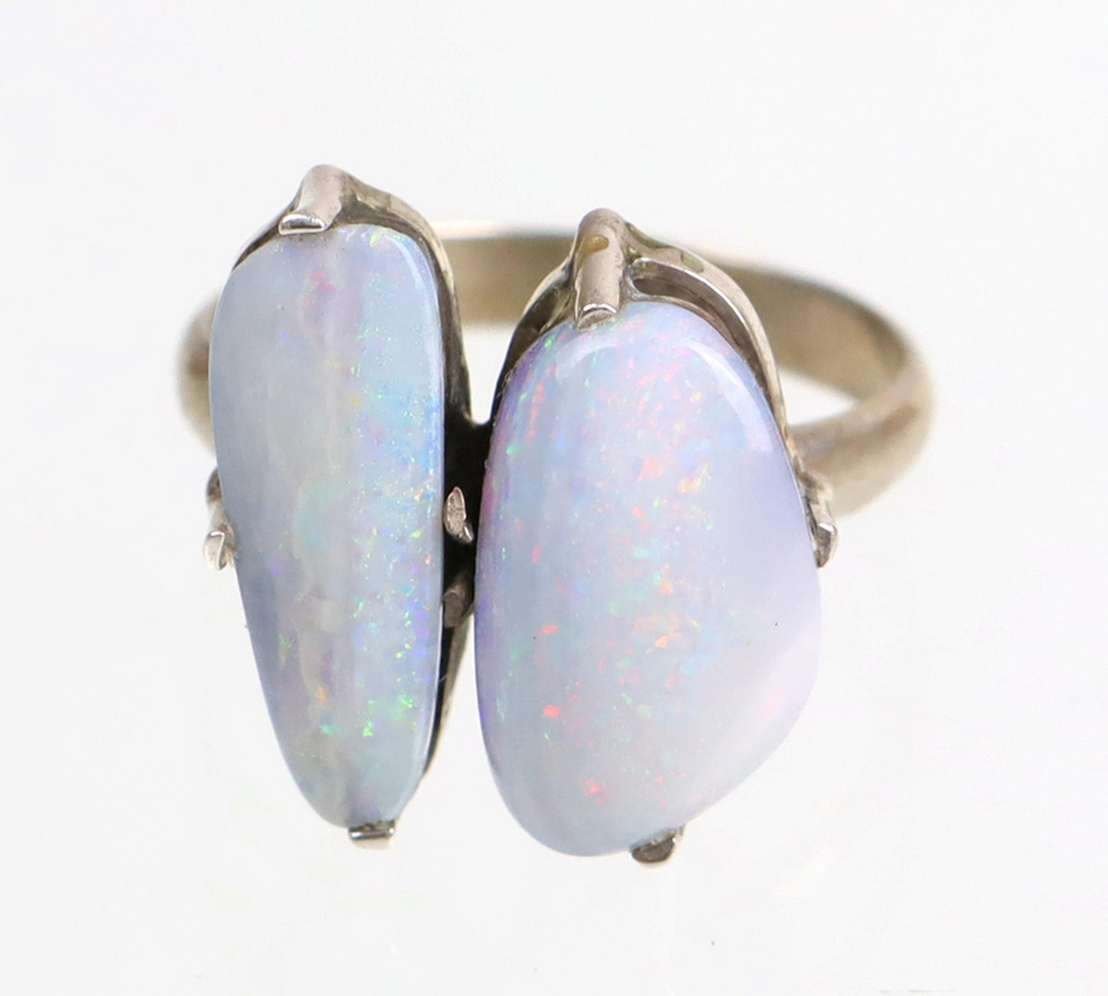 OPALRING AUSTRALIEN. SILBER 925.