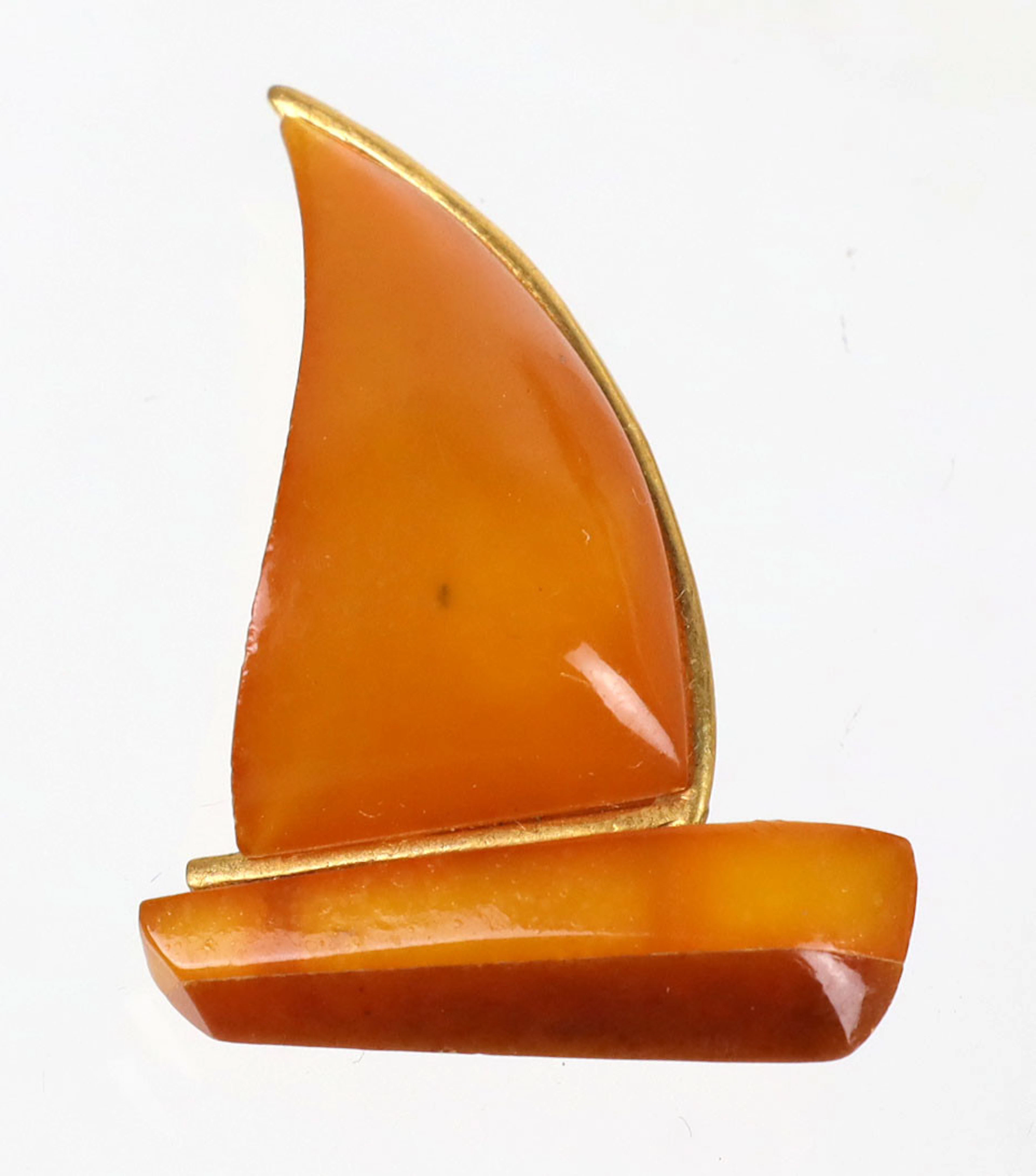 ANTIKE BERNSTEIN BROSCHE, ART DECO.