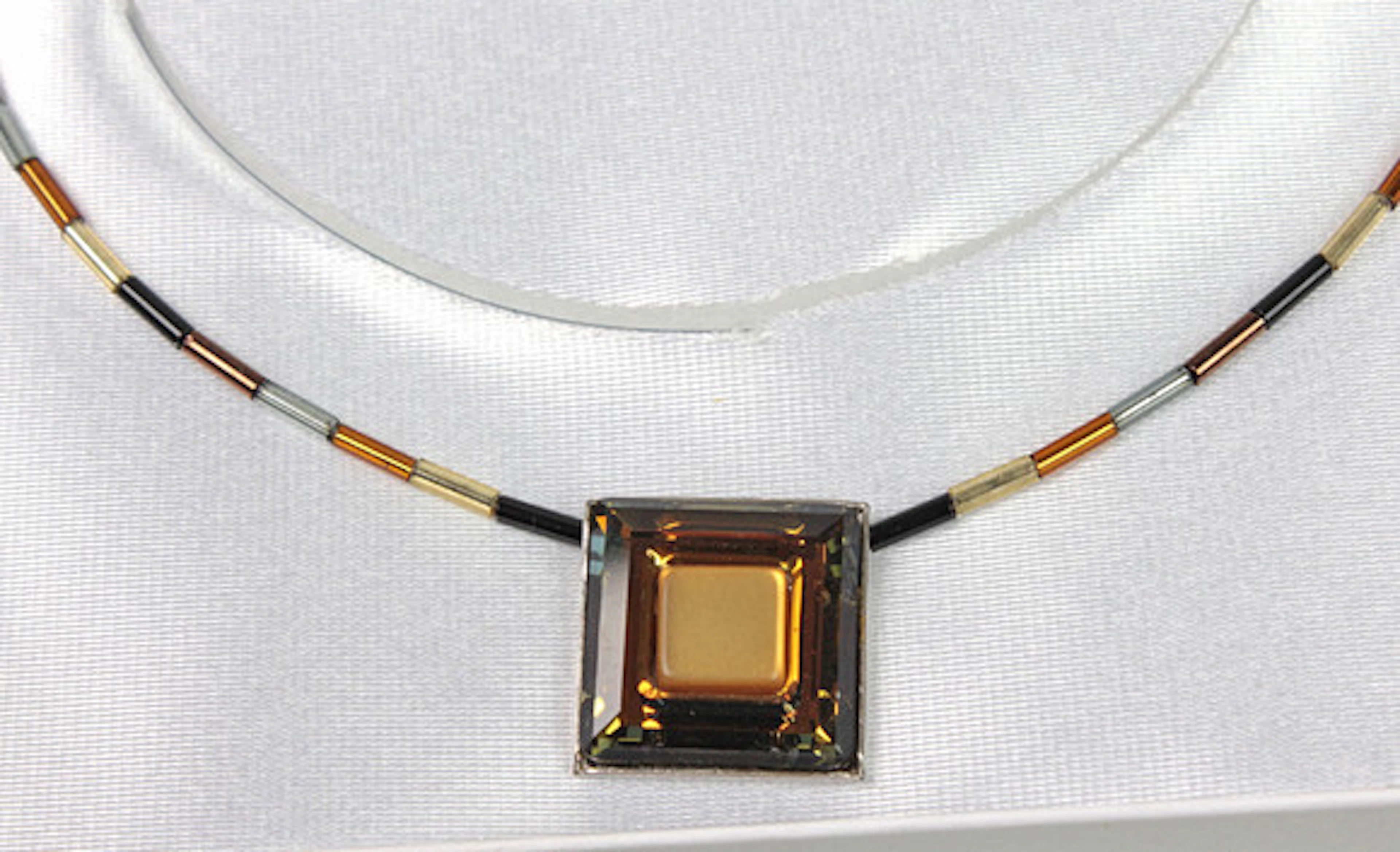 Design halsband Coeur de Lion.