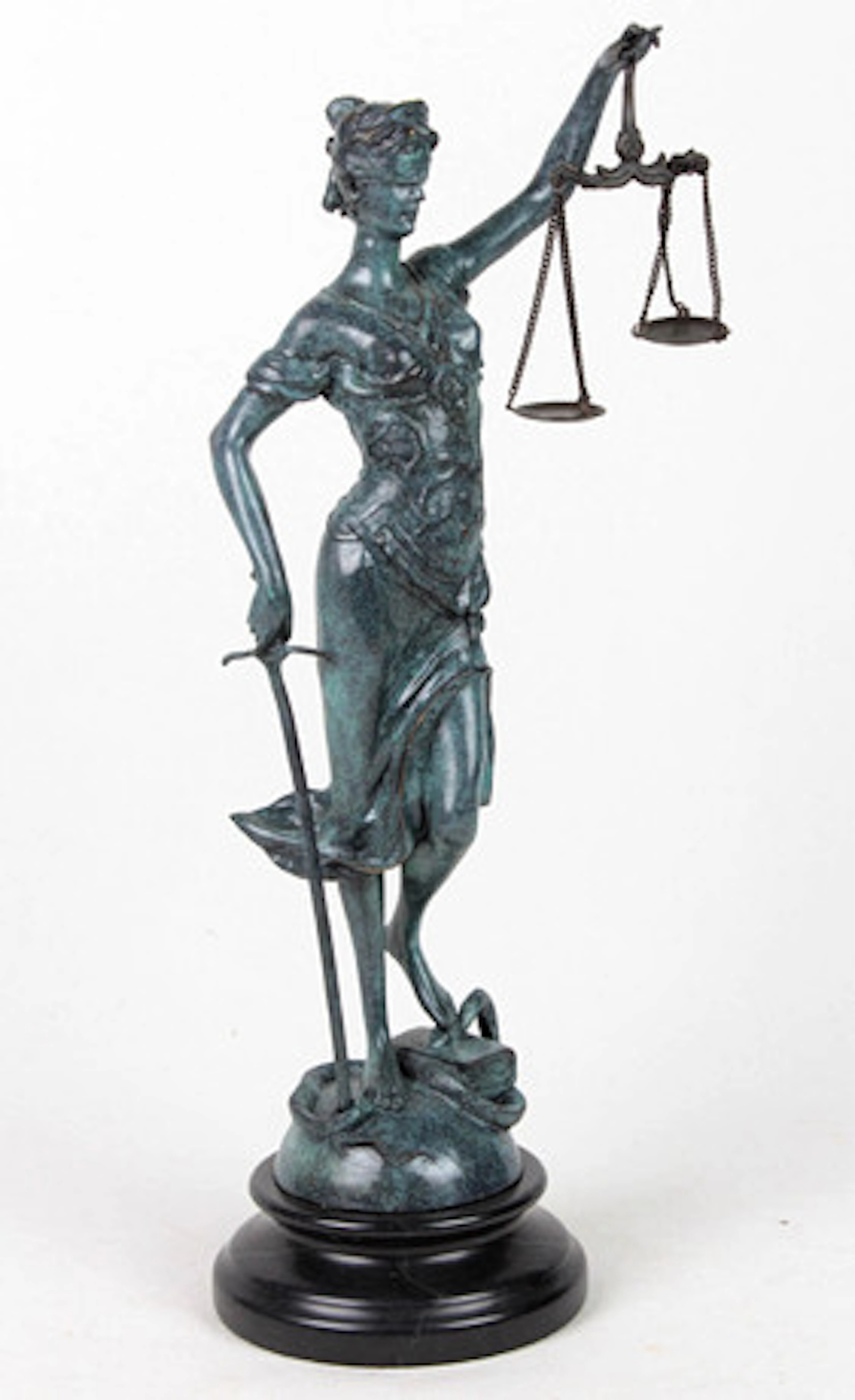 JUSTICIA, BRONSFIGURE, 40 cm.