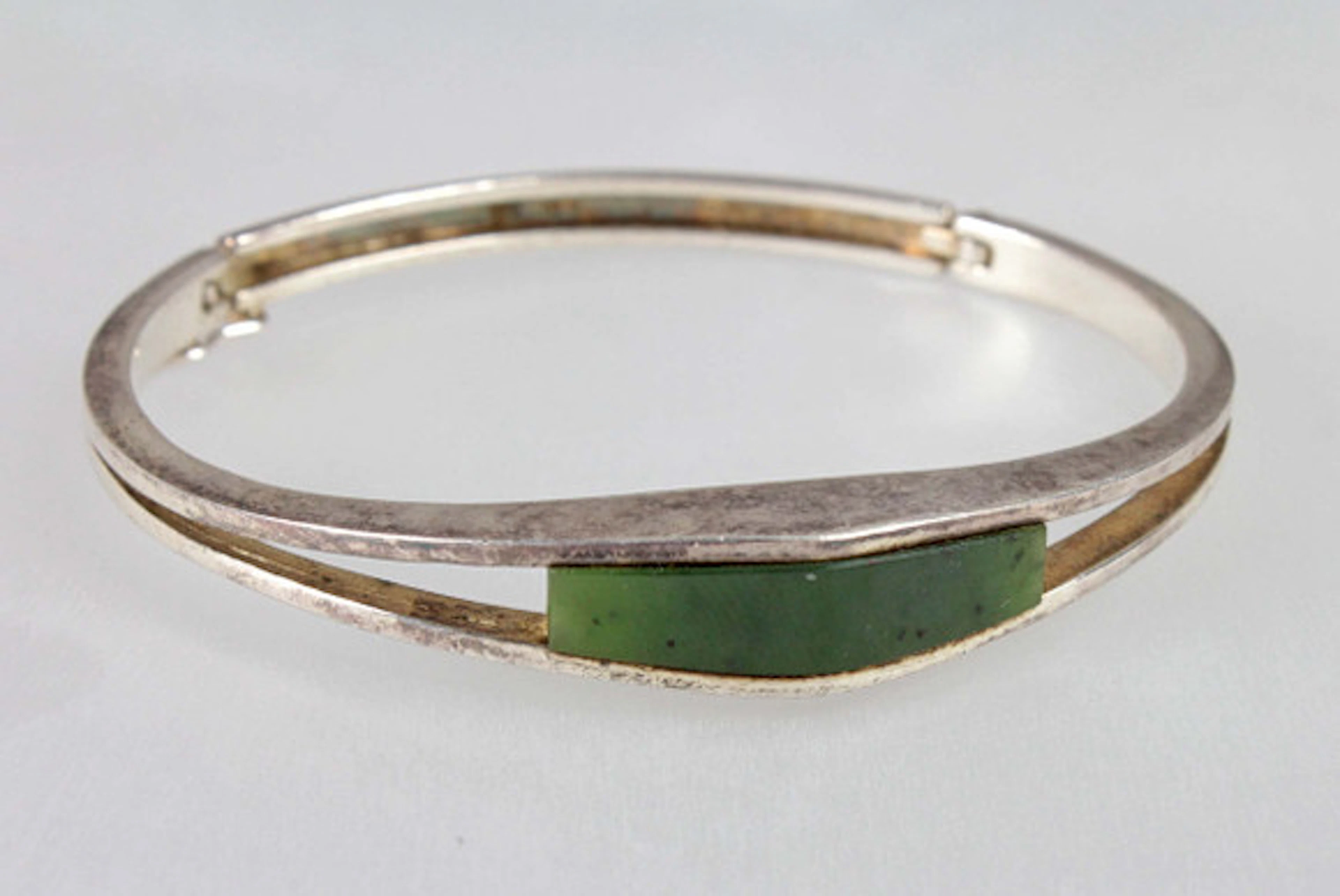ARMBAND MED JADE, 835 SILVER.