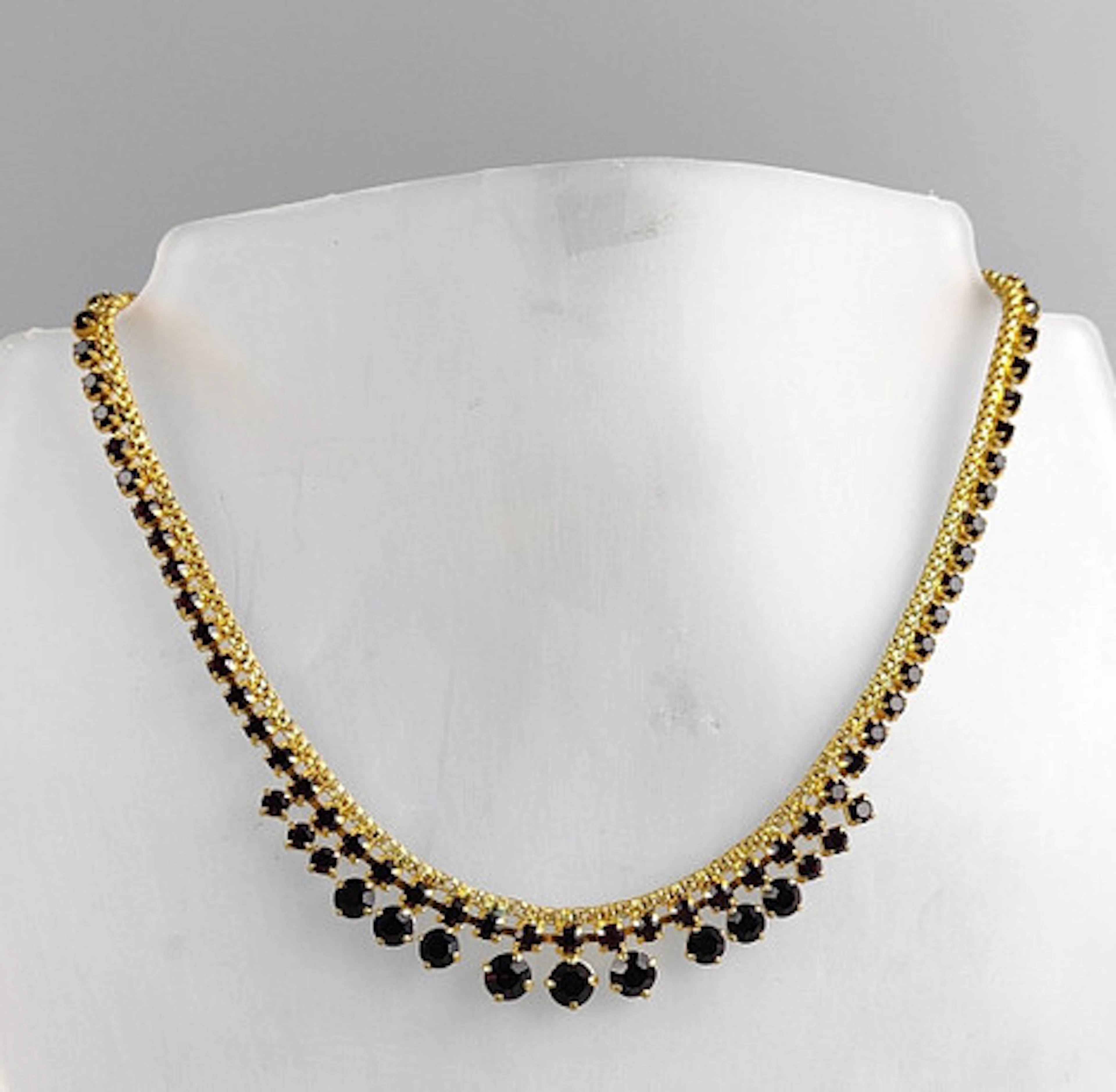 STRASS HALSBAND.
