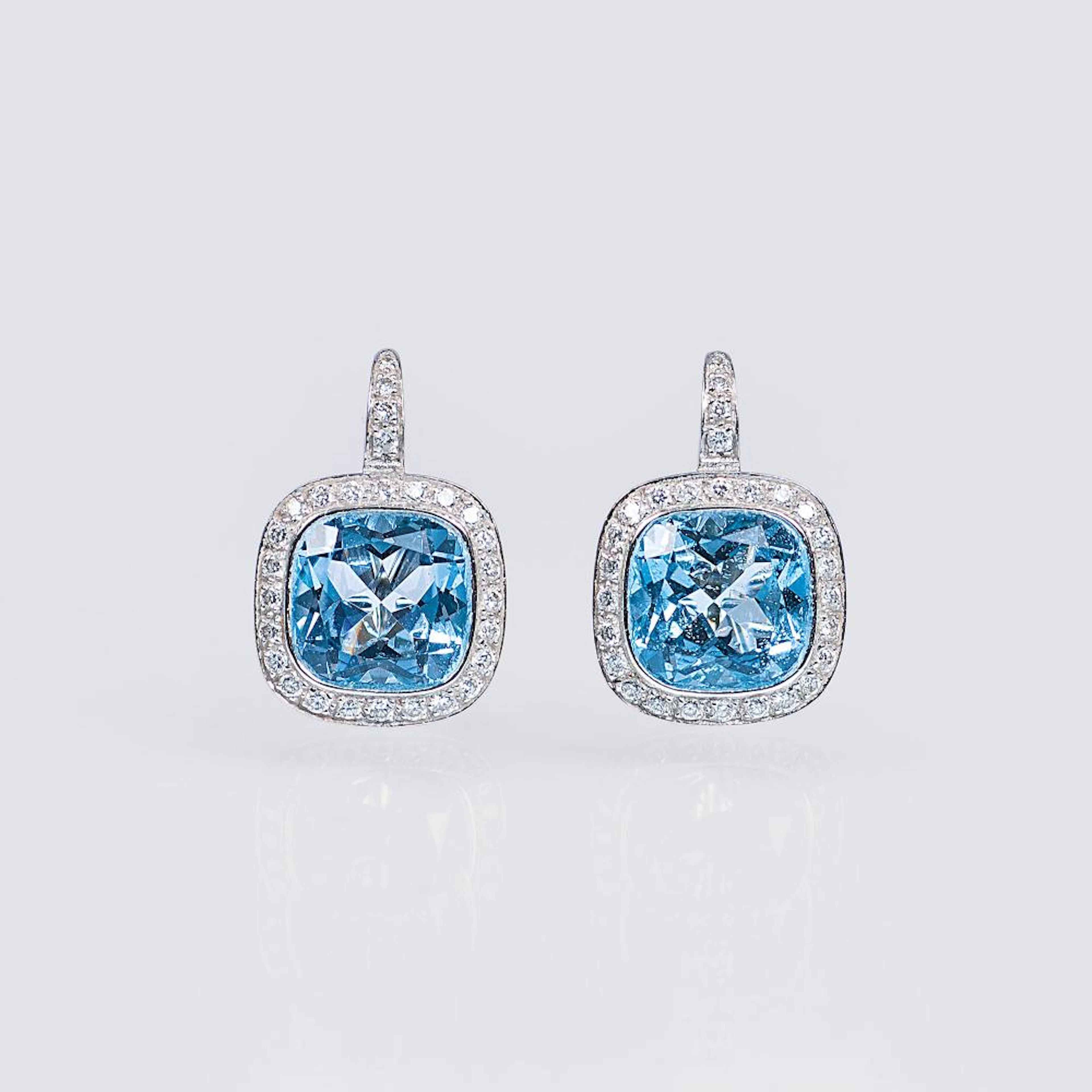 Brahmfeld & Gutruf est. 1743 in Hamburg. A Pair of Topaz Diamond Earrings.