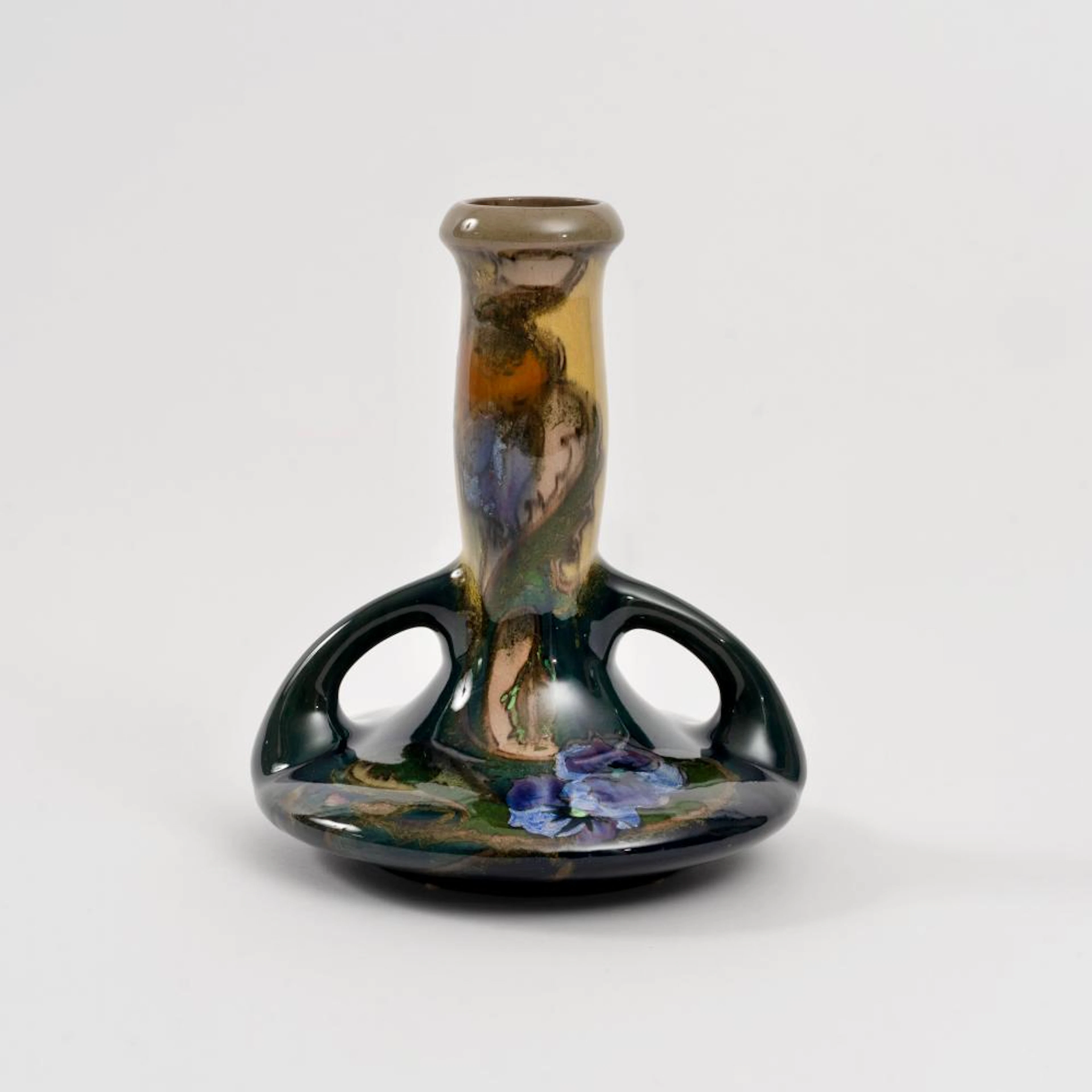 Plateelbakkerij Zuid Holland Gouda, founded 1898. An Art Nouveau Vase.