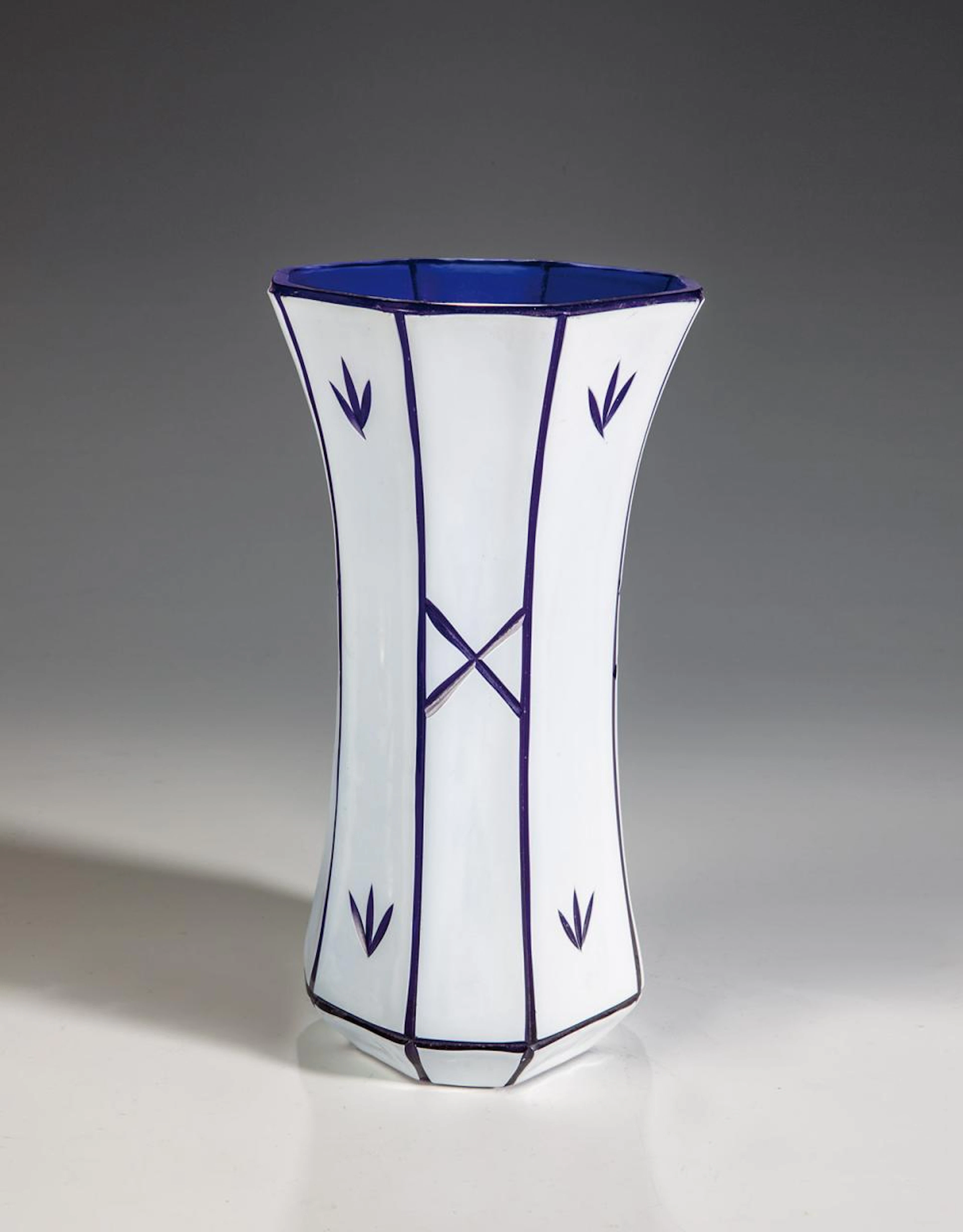 Bedeutende Vase