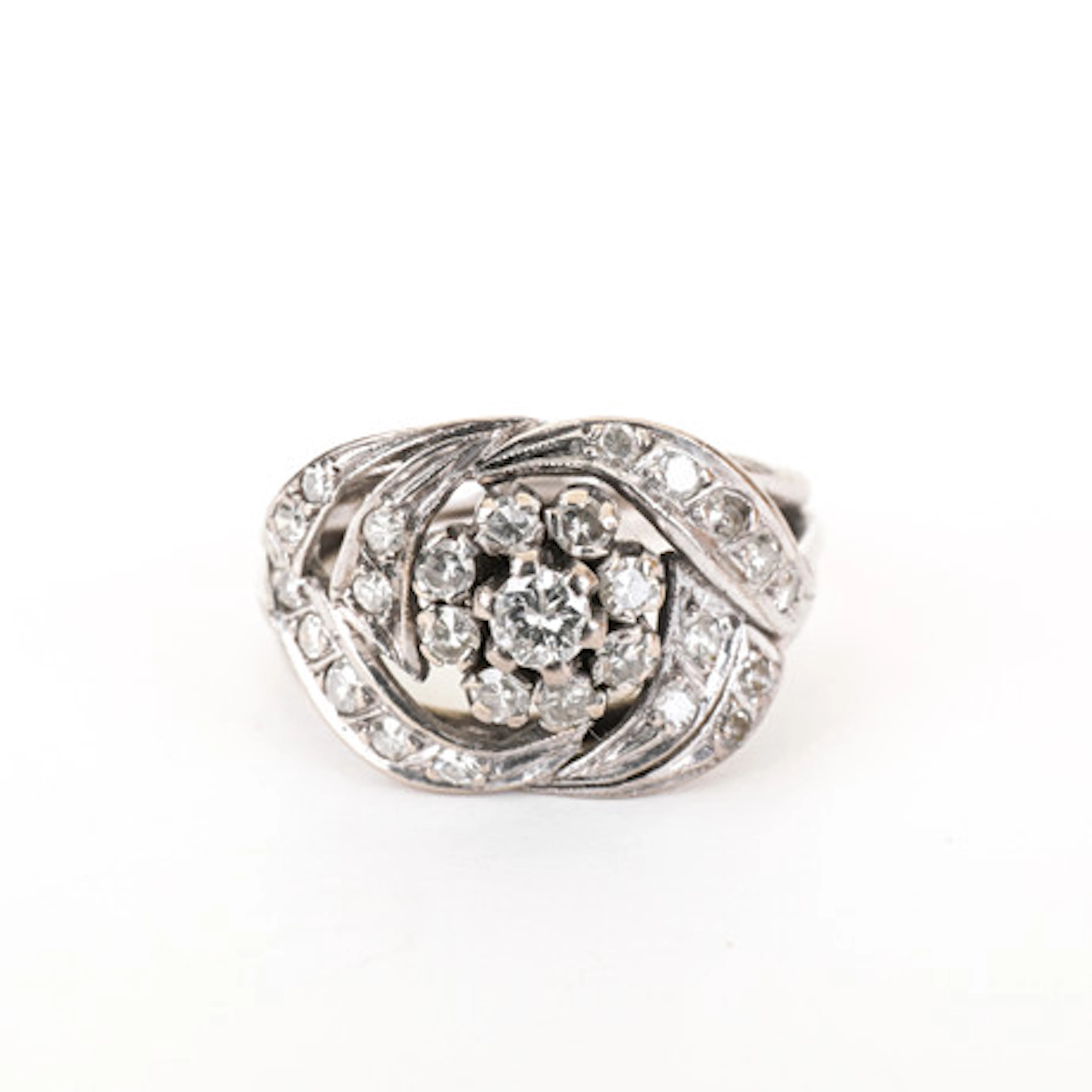DIAMANTRING, ca 0,64 ct, vitguld 8k, carmo…