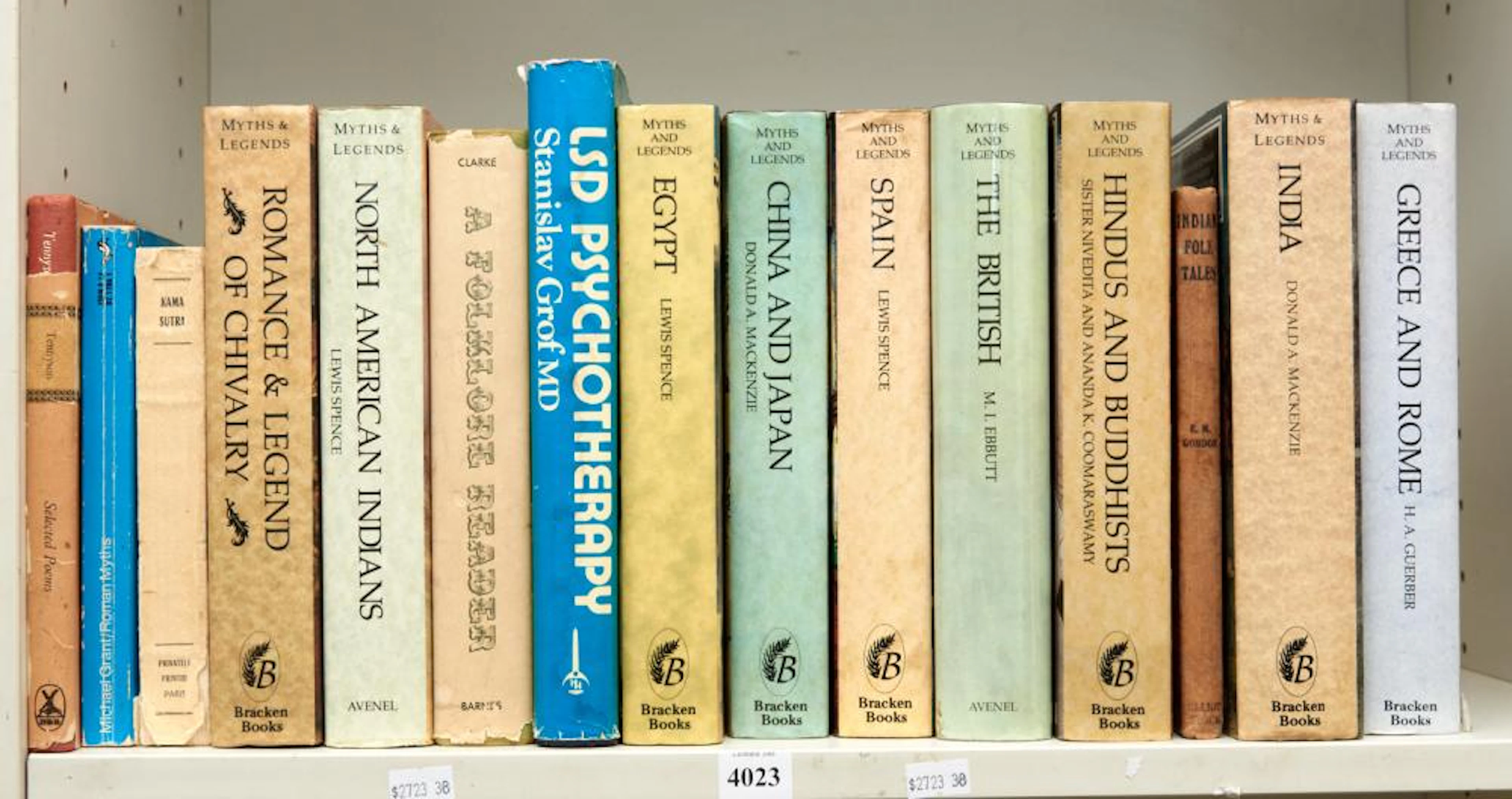 A COLLECTION OF BOOKS ON MYTHS AND LEGENDS FROM AROUND THE WORLD