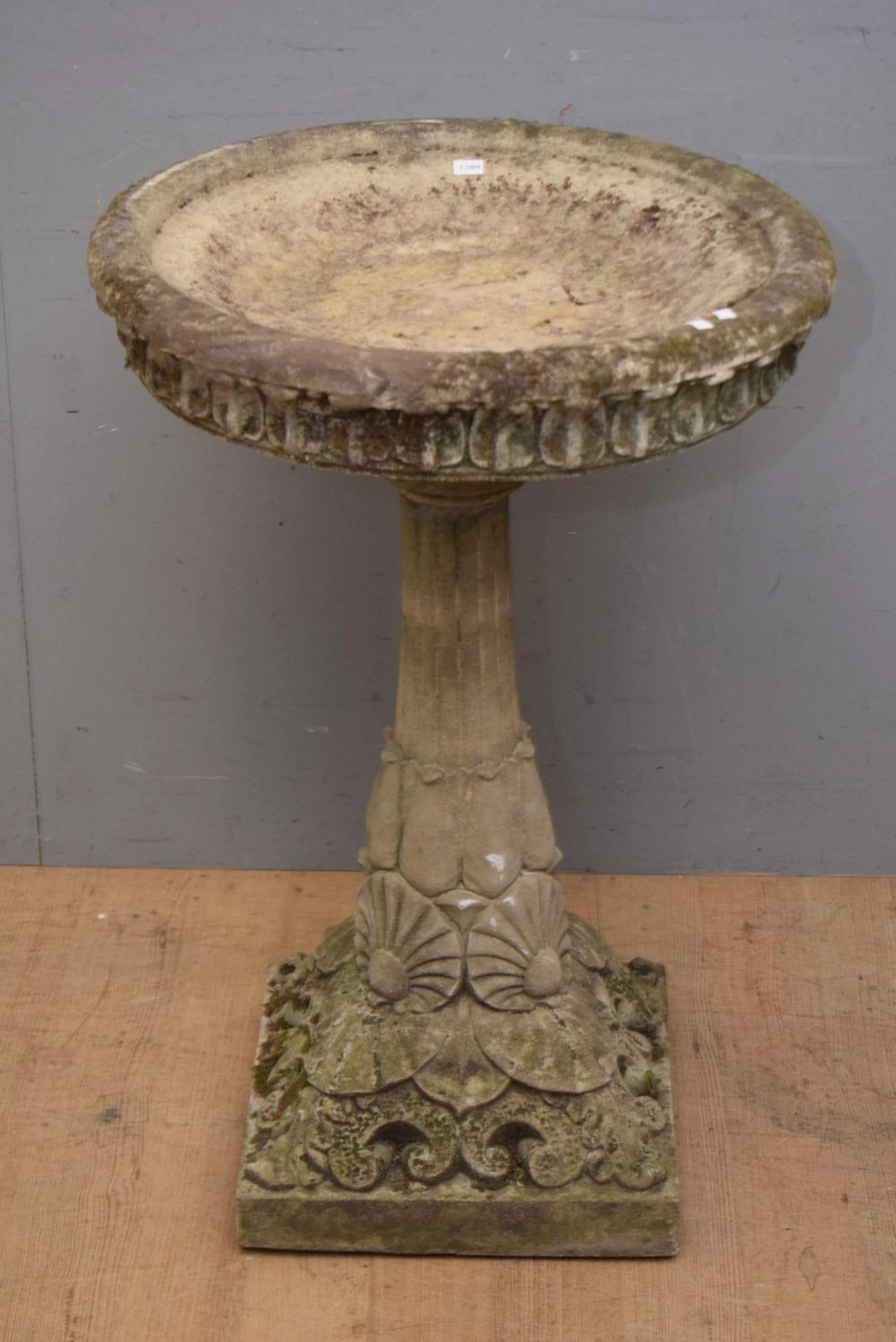 AN ART NOUVEAU STYLE CONCRETE BIRD BATH (87H X 60D CM)...