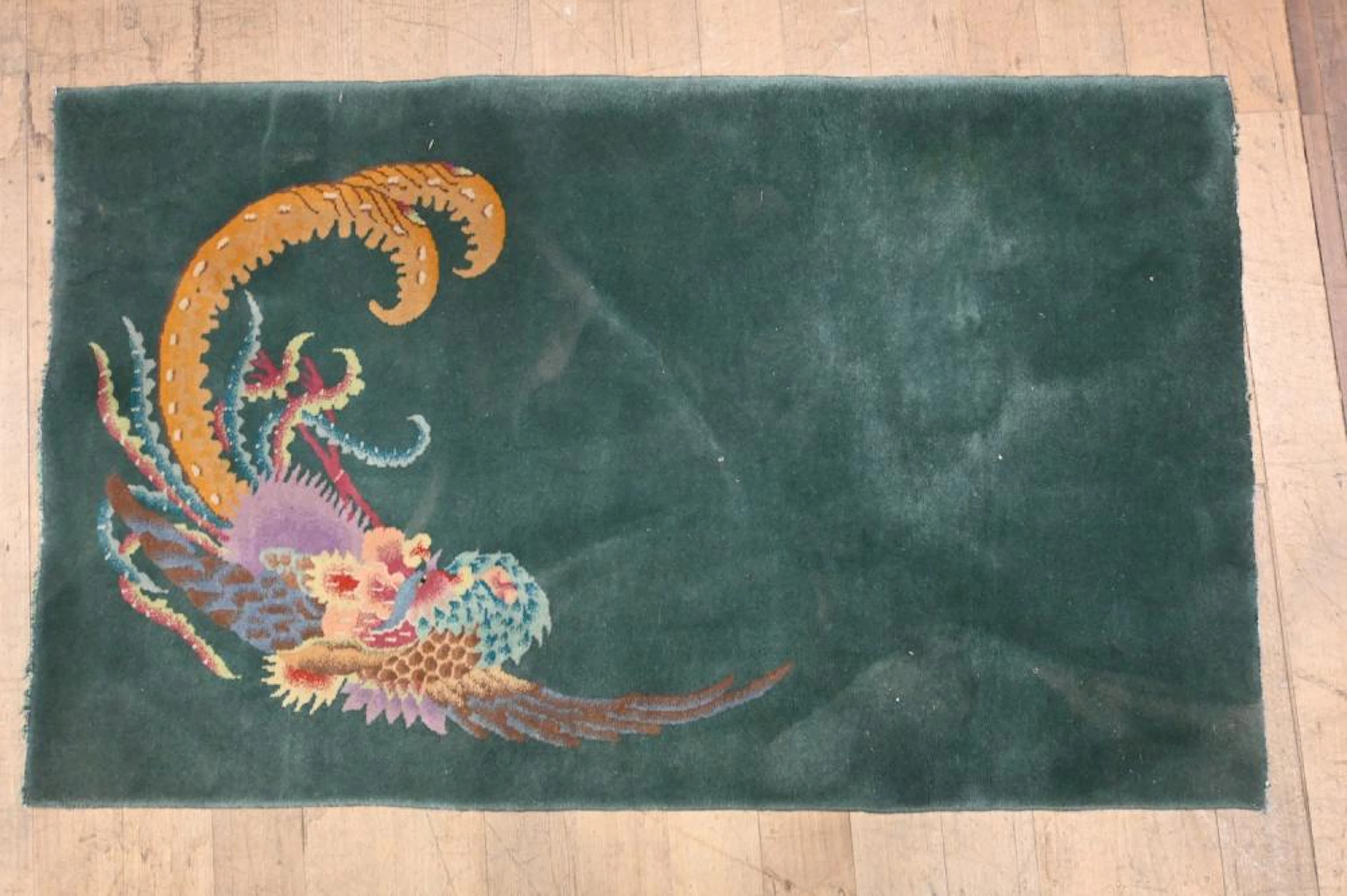 A CHINESE RUG (A/F) (147 X 90 CM) (LEONARD JOEL DELIVERY SIZE: MEDIUM)