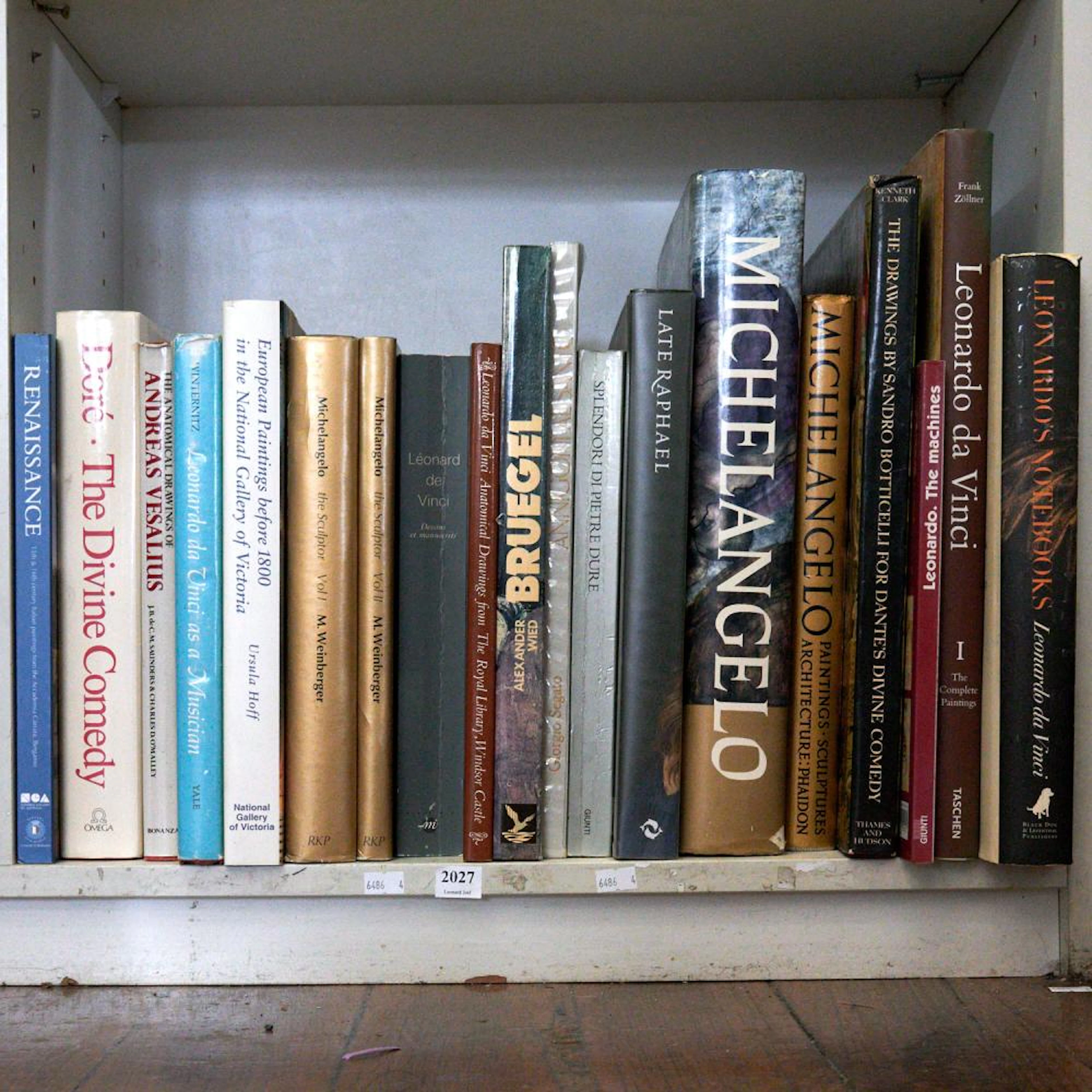 A SHELF OF PRE 19TH CENTURY ART REFERENCE INCL