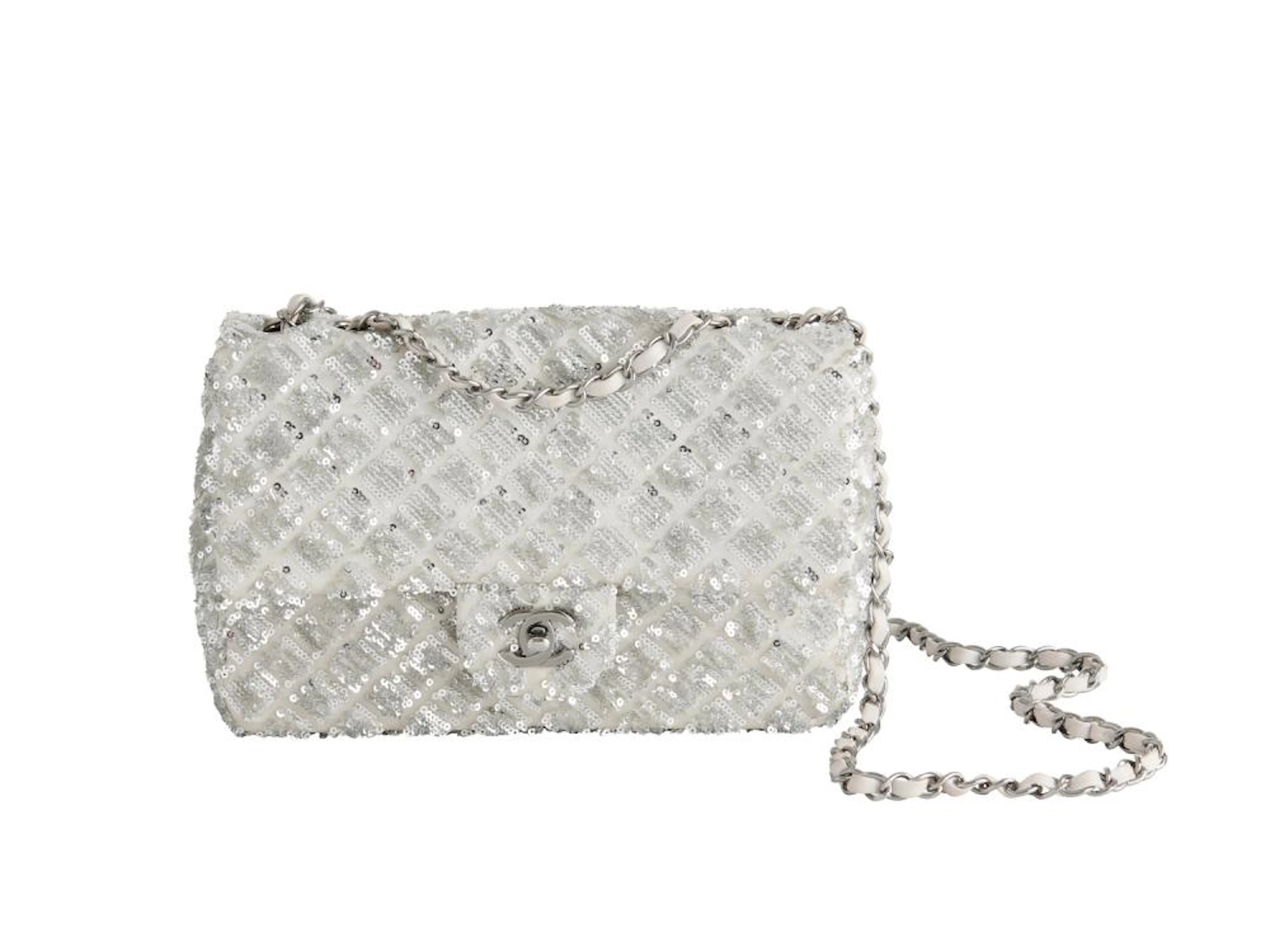 CHANEL, MEDIUM CLASSIC FLAP, CIRCA 2012 - 2013