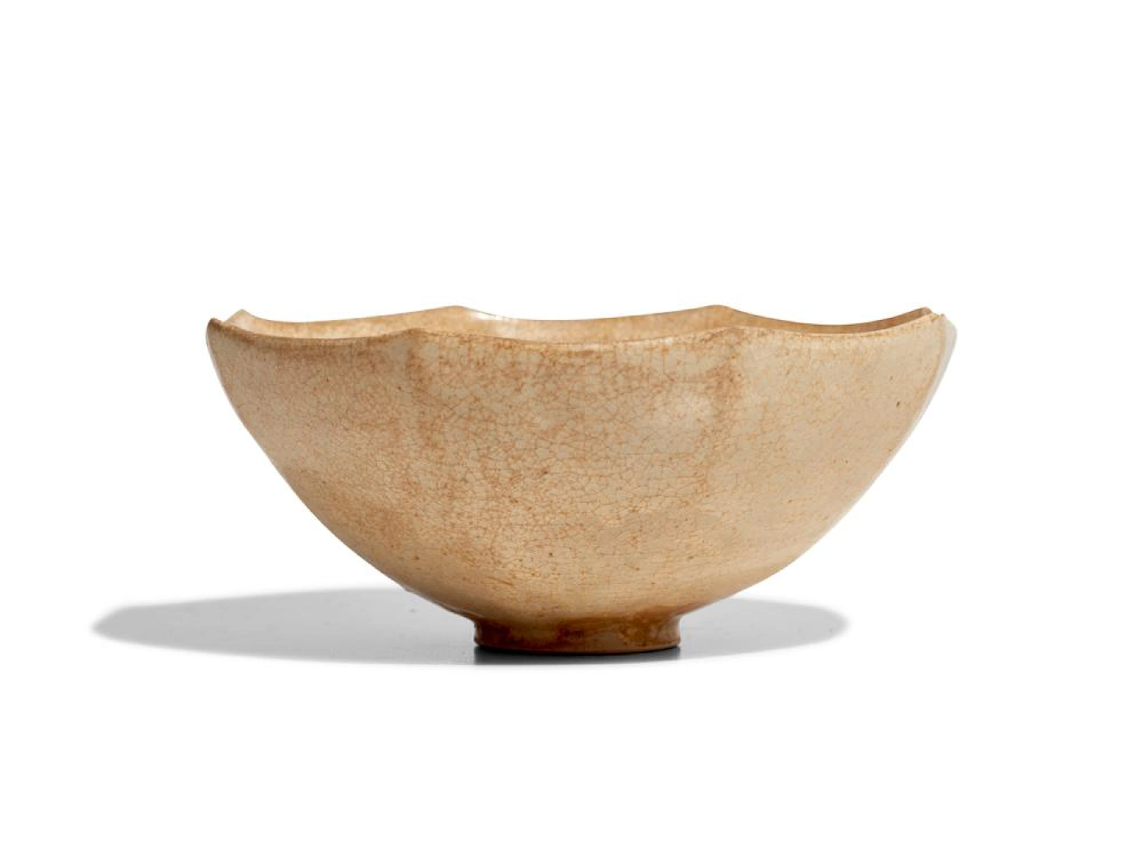 A RARE VIETNAMESE MOULDED OCTAGONAL BOWL