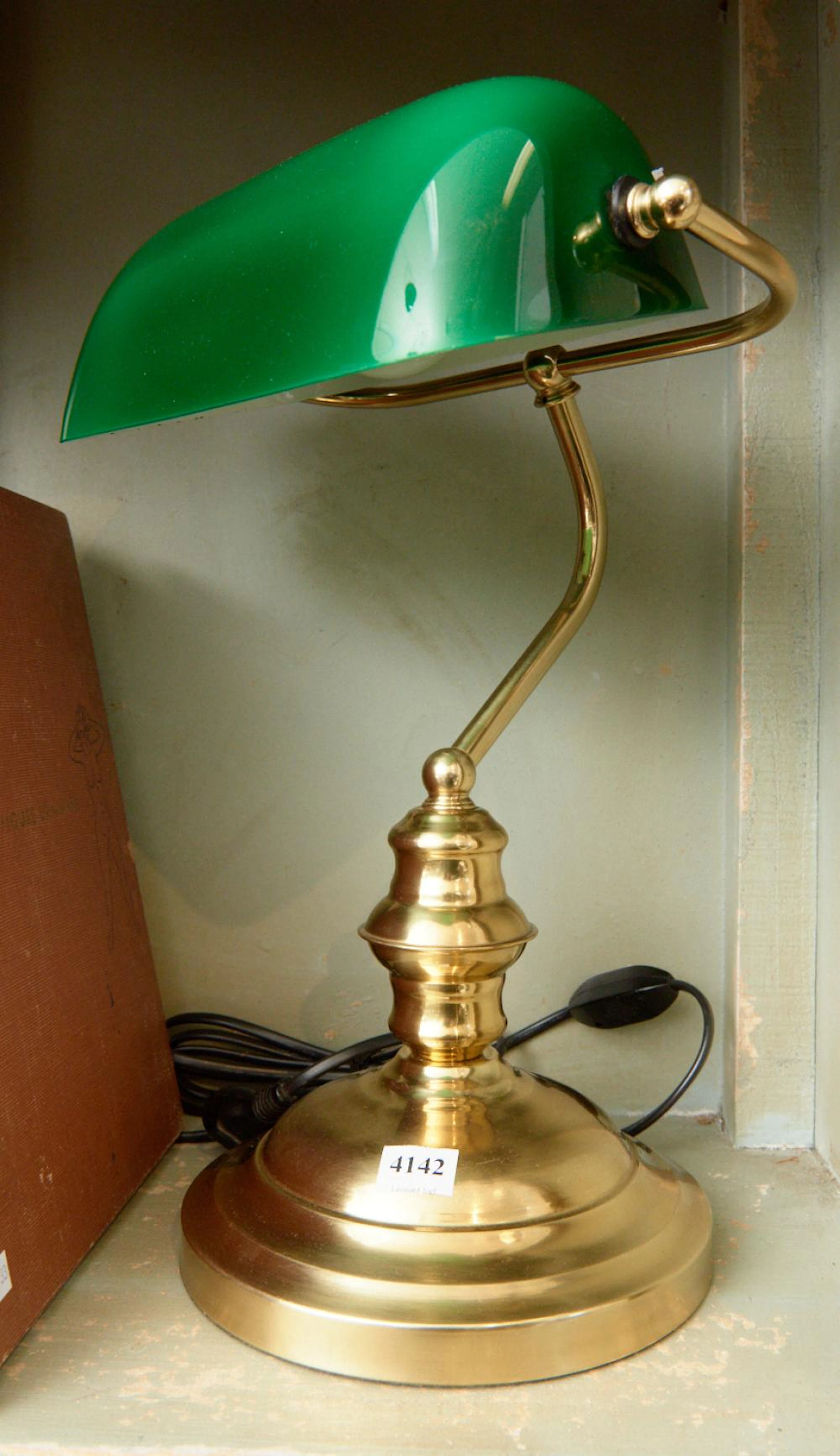 A 1970S BRASS AND GLASS BANKERS LAMP