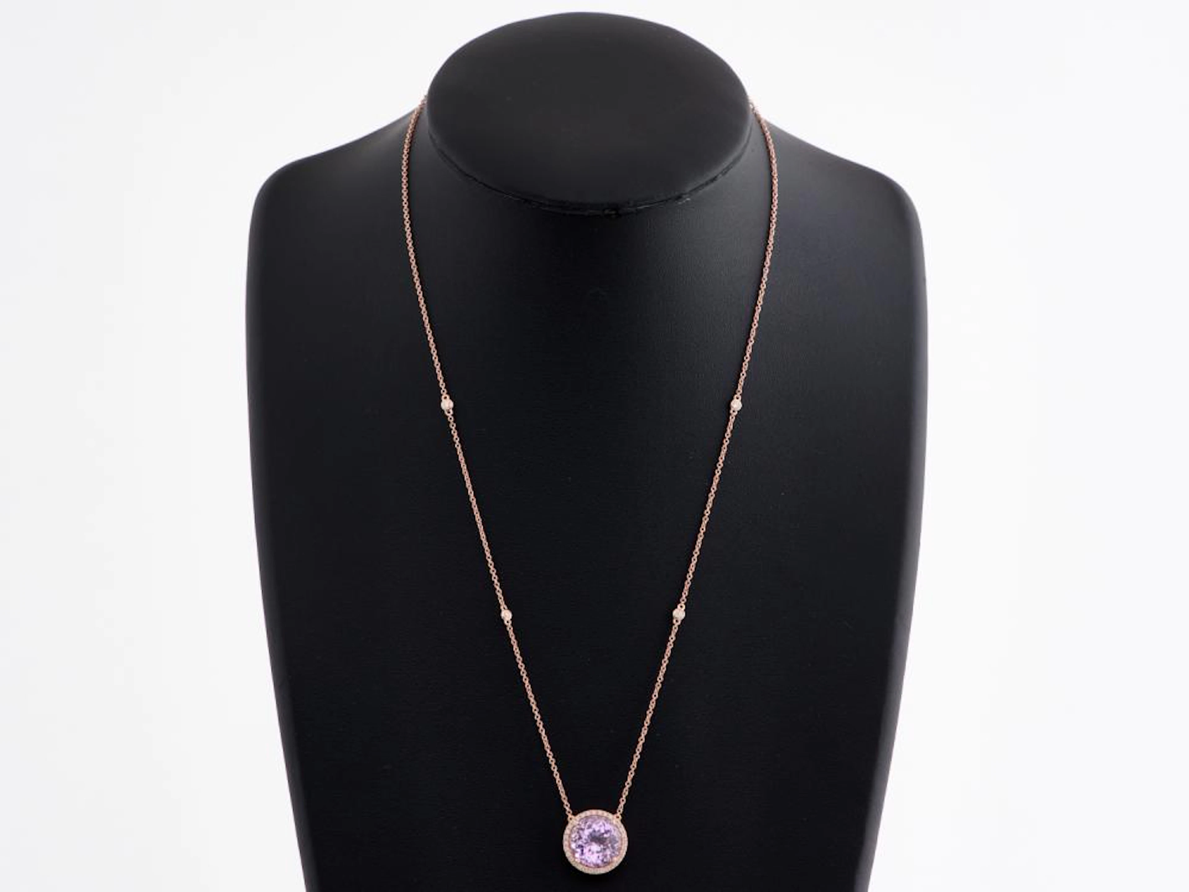 A KUNZITE AND DIAMOND PENDANT NECKLACE IN 14CT ROSE GOLD