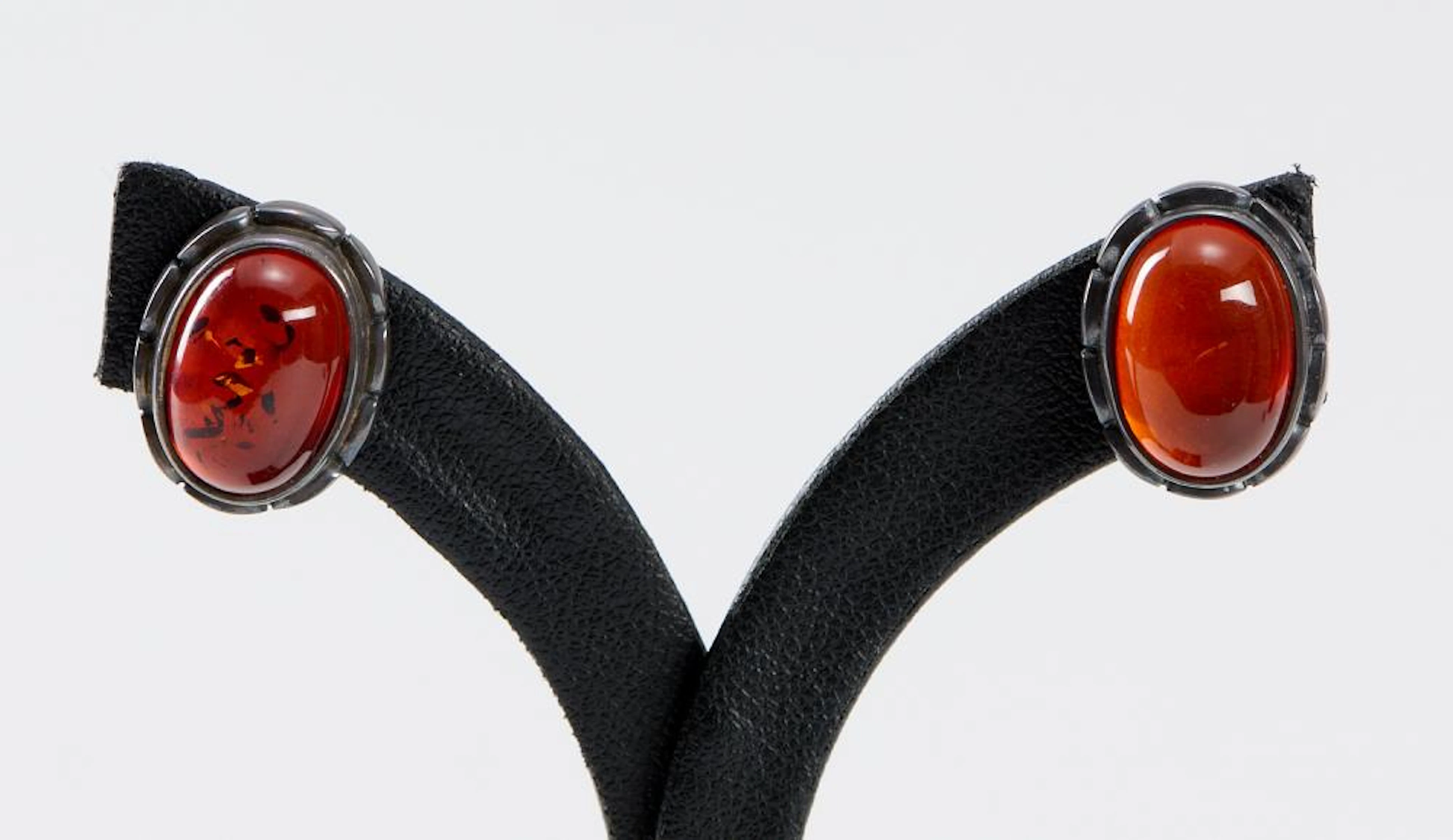 A PAIR OF AMBER SET 2001 HERITAGE GEORG JENSEN EARRINGS IN SILVER