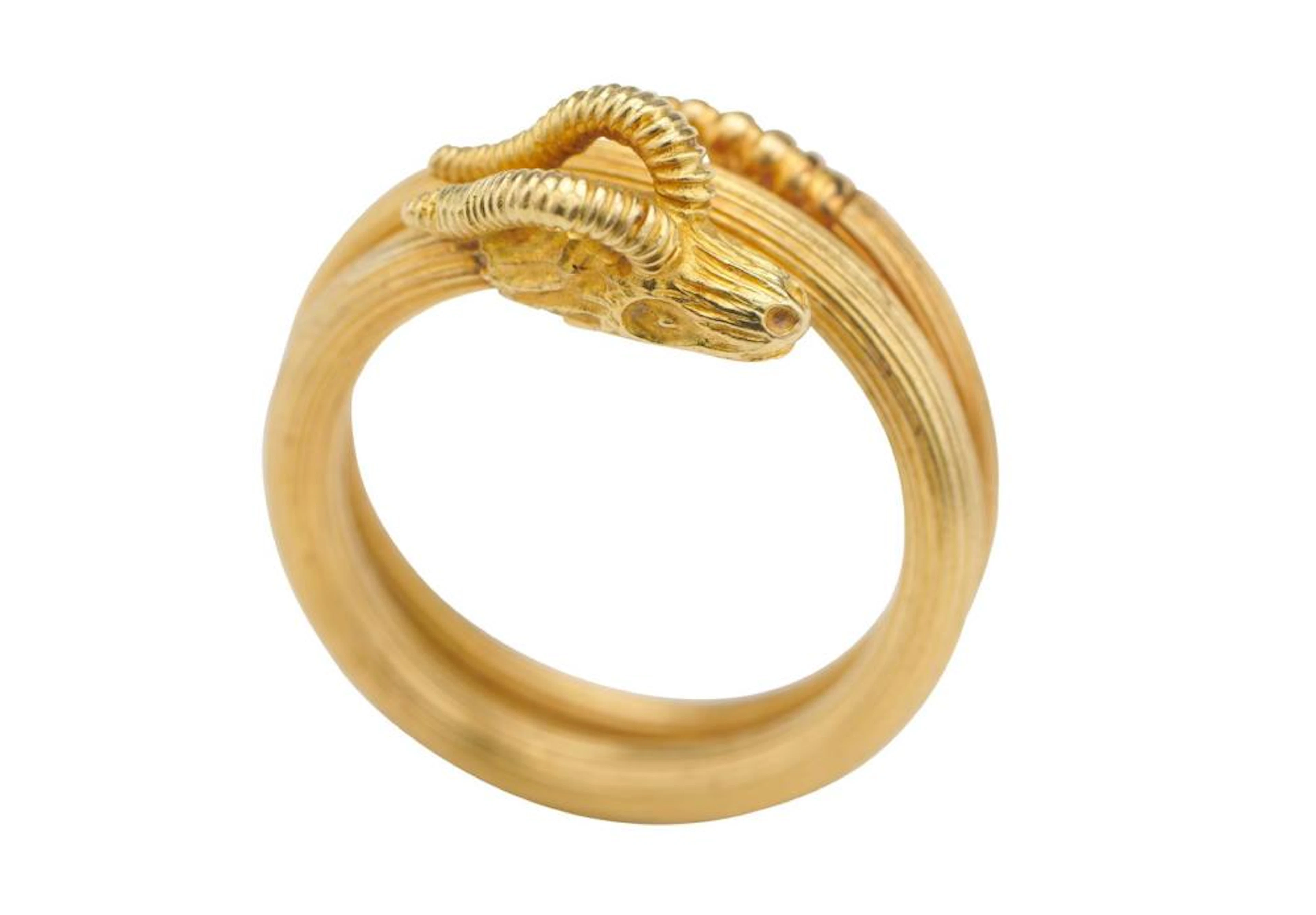 A GOLD RING