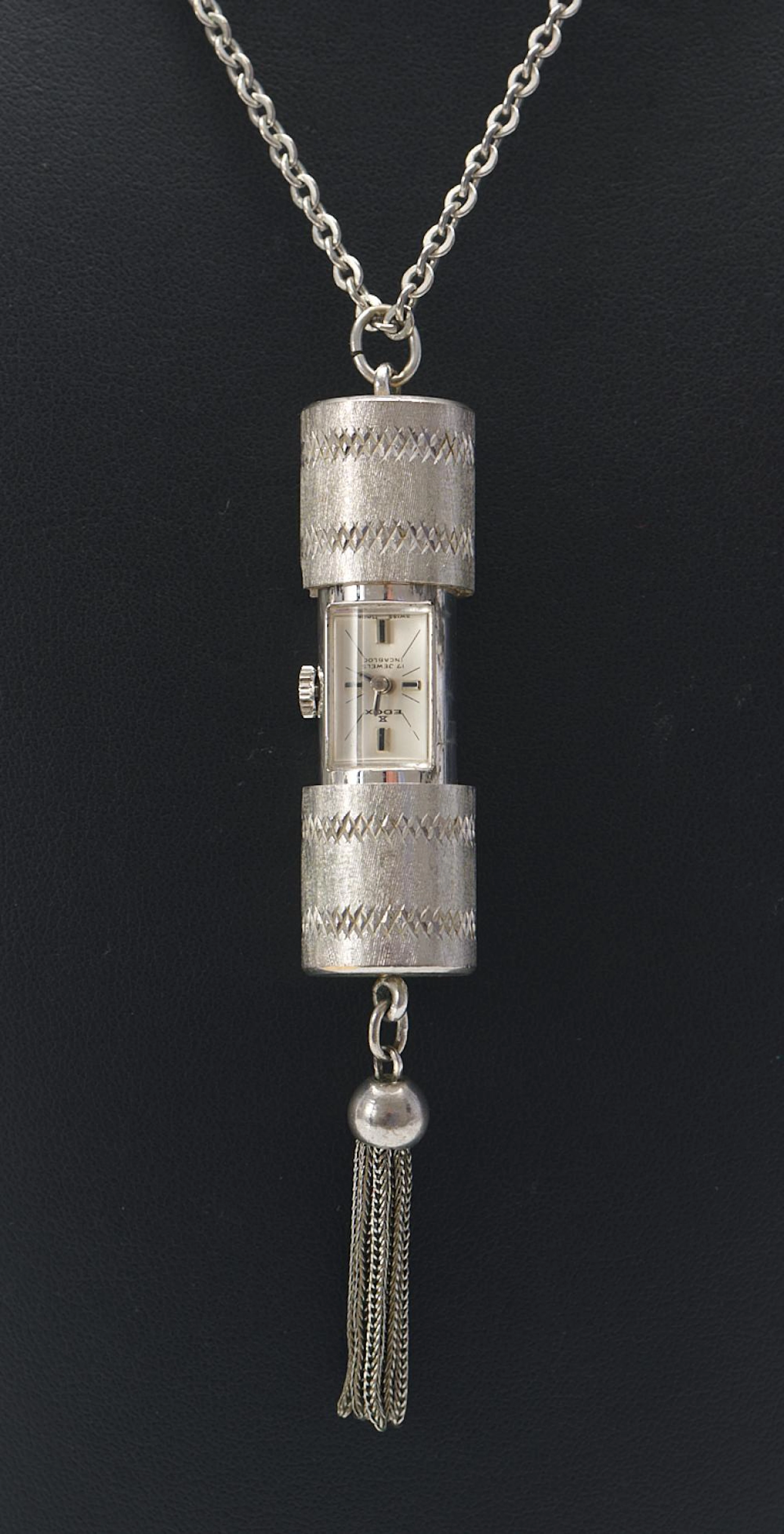 A VINTAGE EDOX PENDANT WATCH IN STAINLESS STEEL, TO A STERLING SILVER CHAI