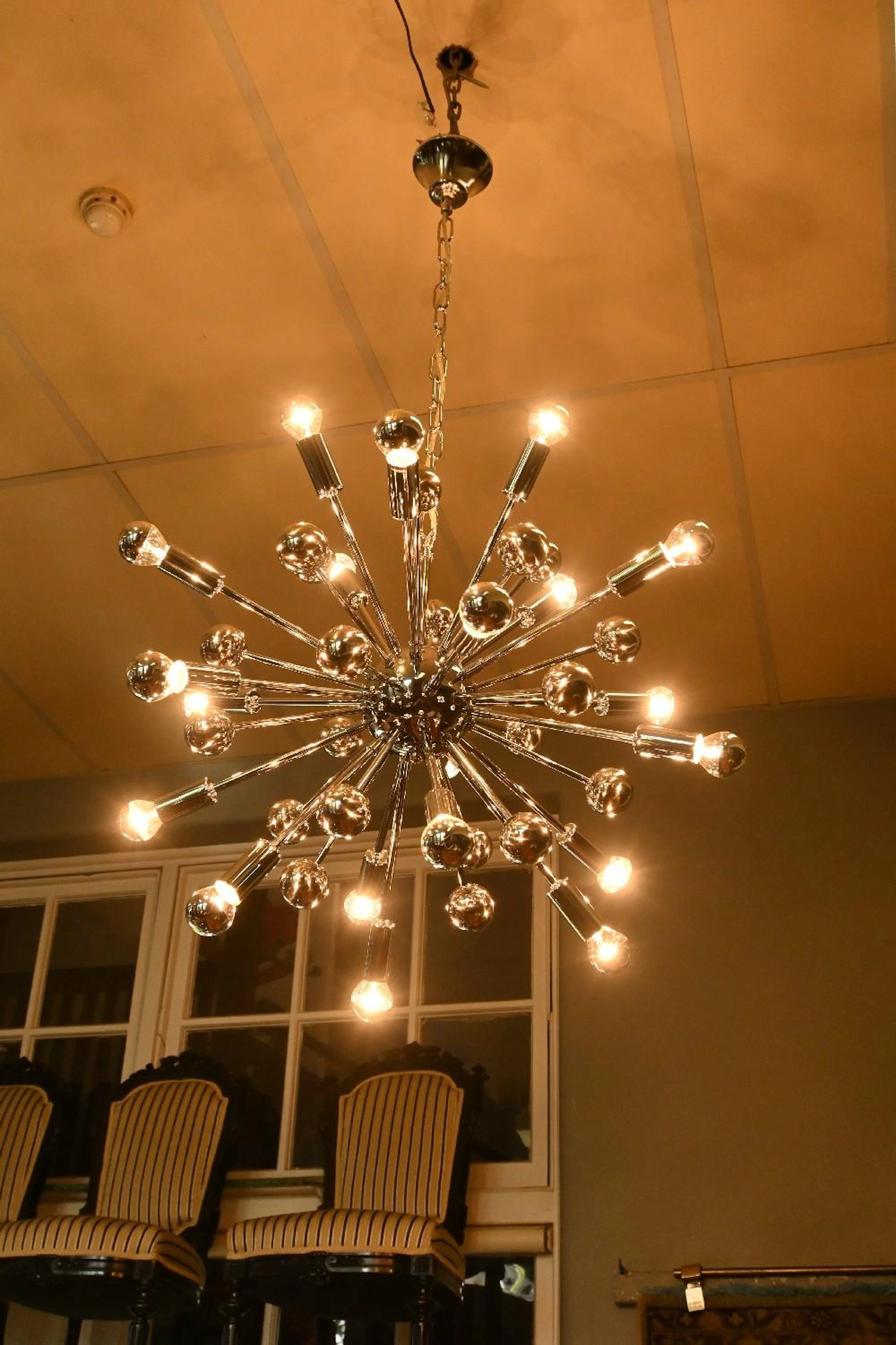 A 20 GLOBE SPUTNIK CHROME CHANDELIER (120H X 50DIA CM)...