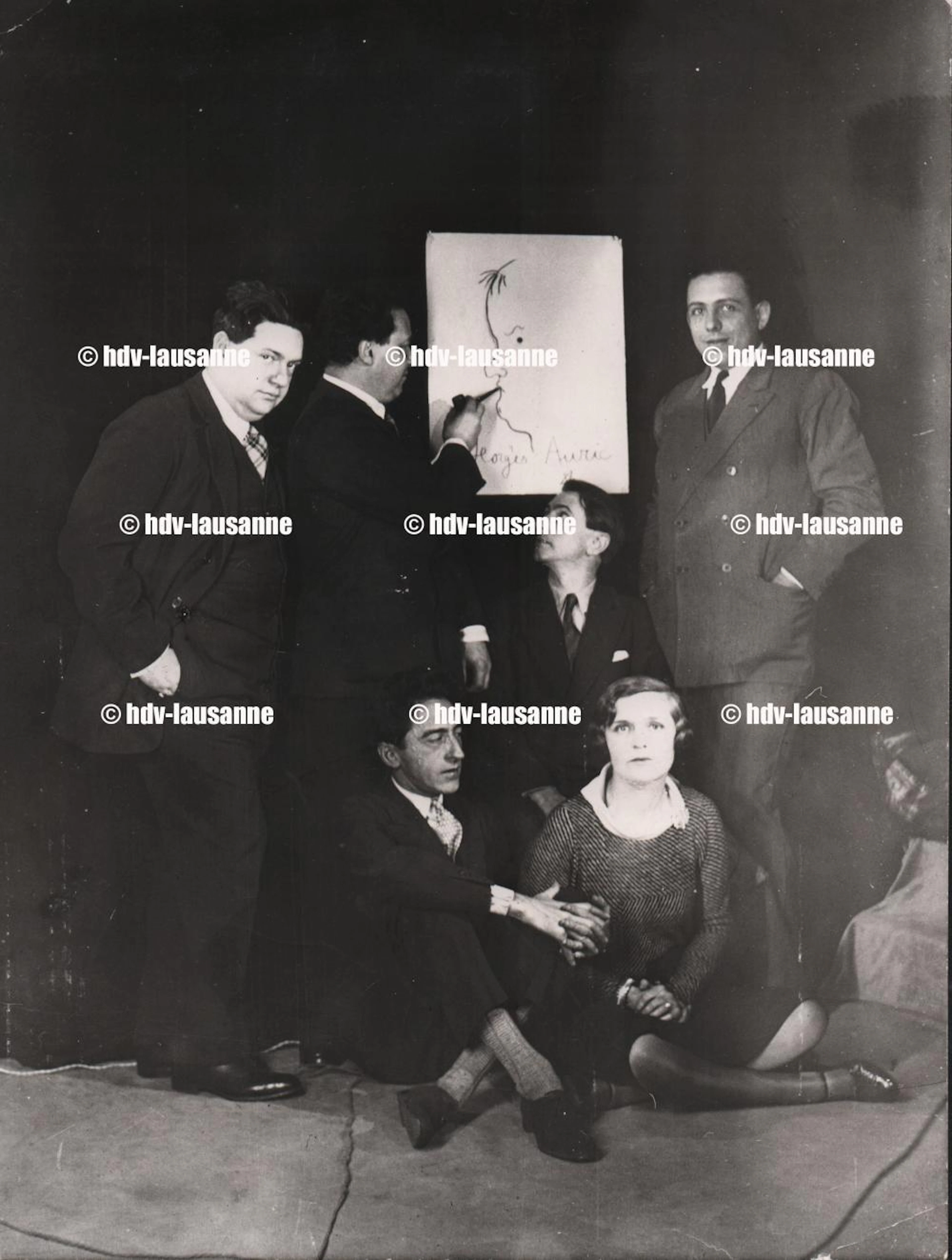 THE GROUP OF SIX and Jean COCTEAU - ROGER VIOLLET