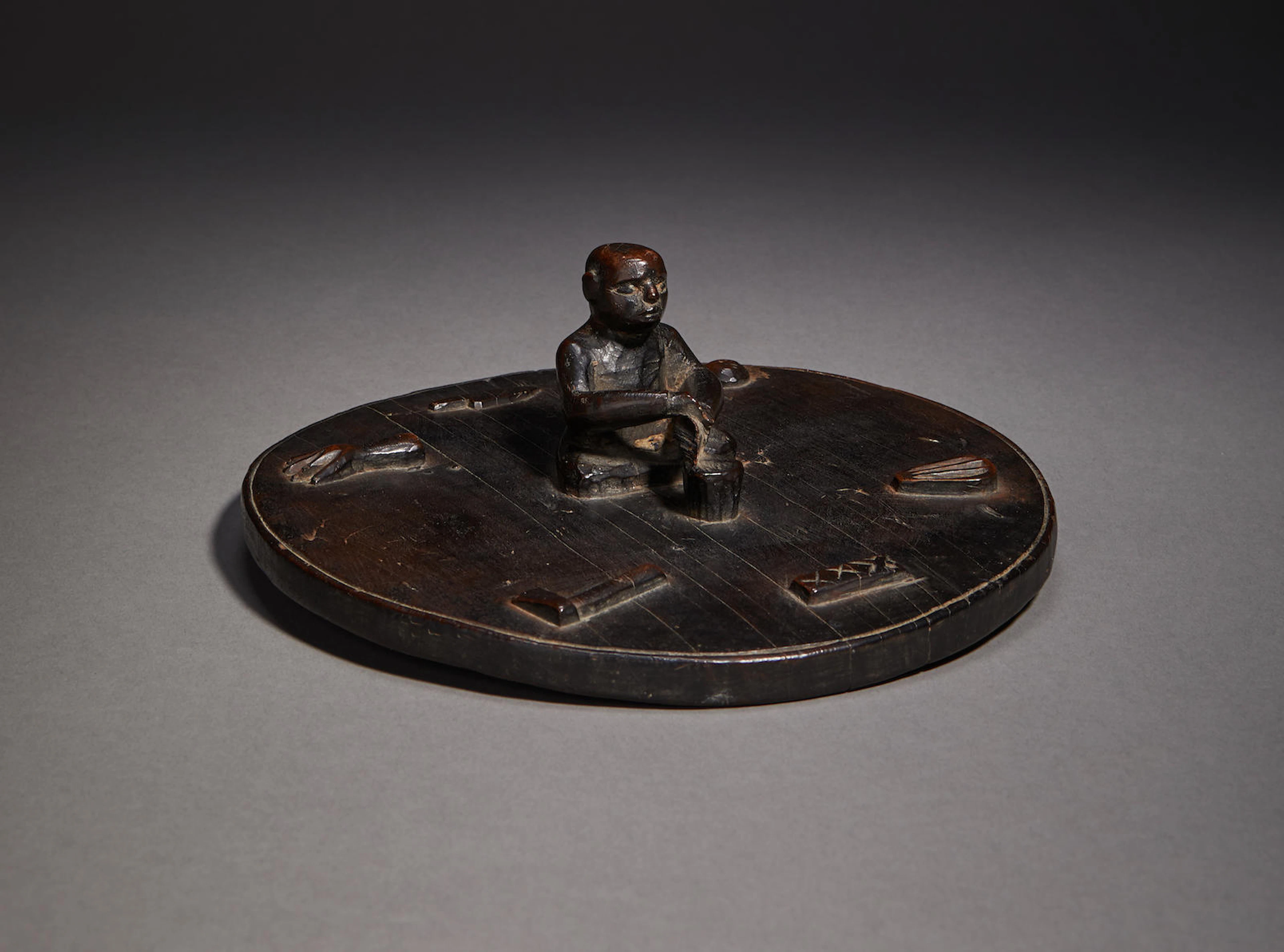 Woyo Vessel Cover, Democratic Republic of the Congo