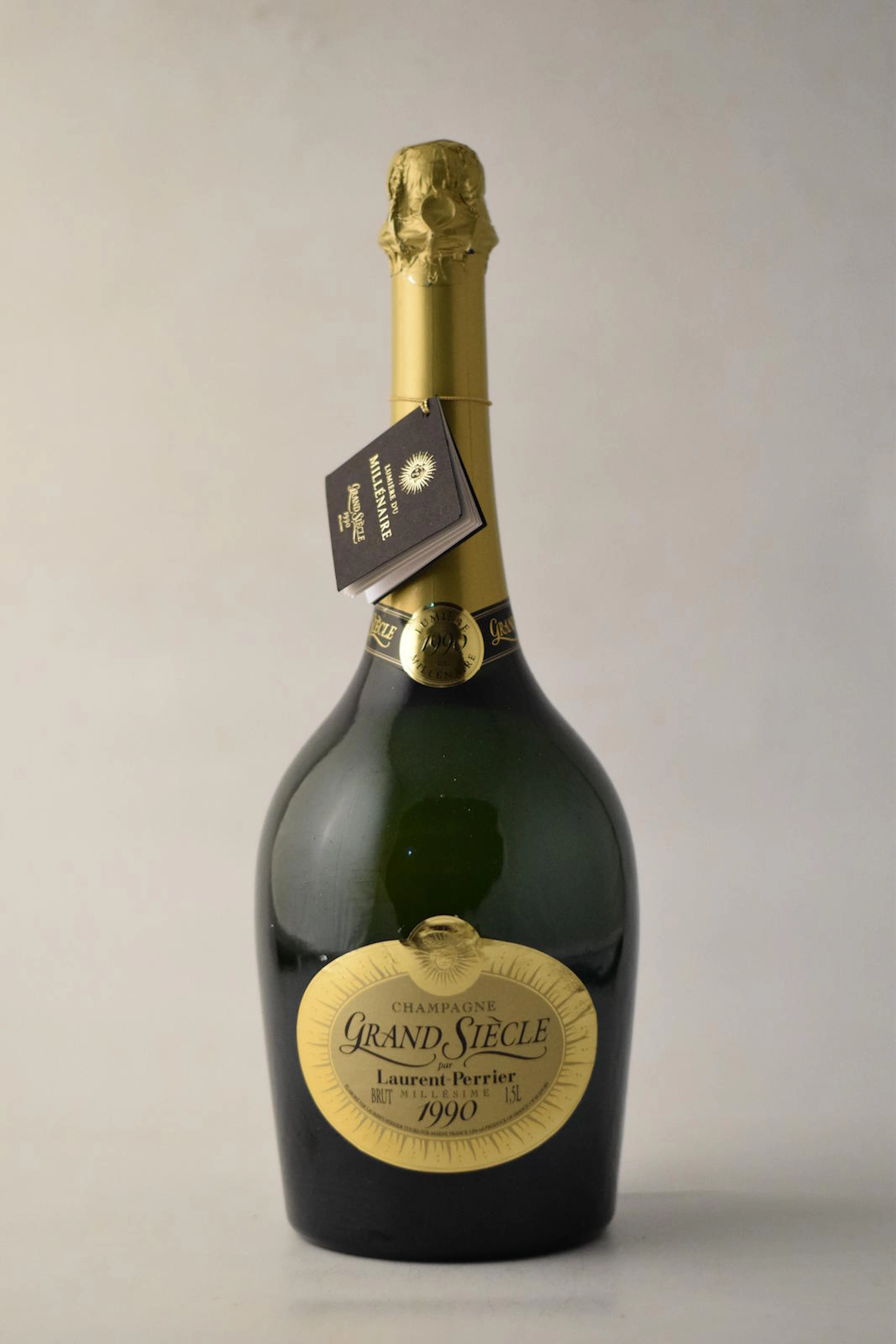 Laurent Perrier Grand Siècle, Lumière du Millénaire 1990, During the 1950's, Bernard de Nonancourt crafted a new type of wine. Choosing not one but three exceptional years, it is an assemblage of 11 o