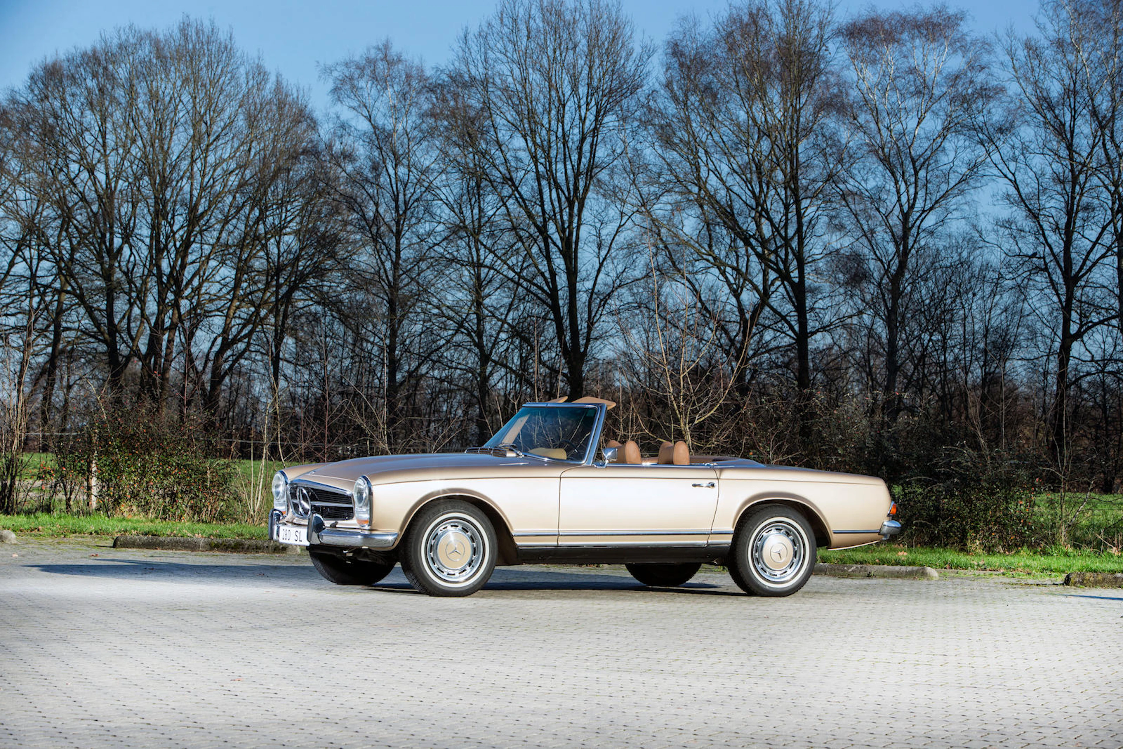 Mercedes-Benz 280 SL cabriolet avec hardtop 1969