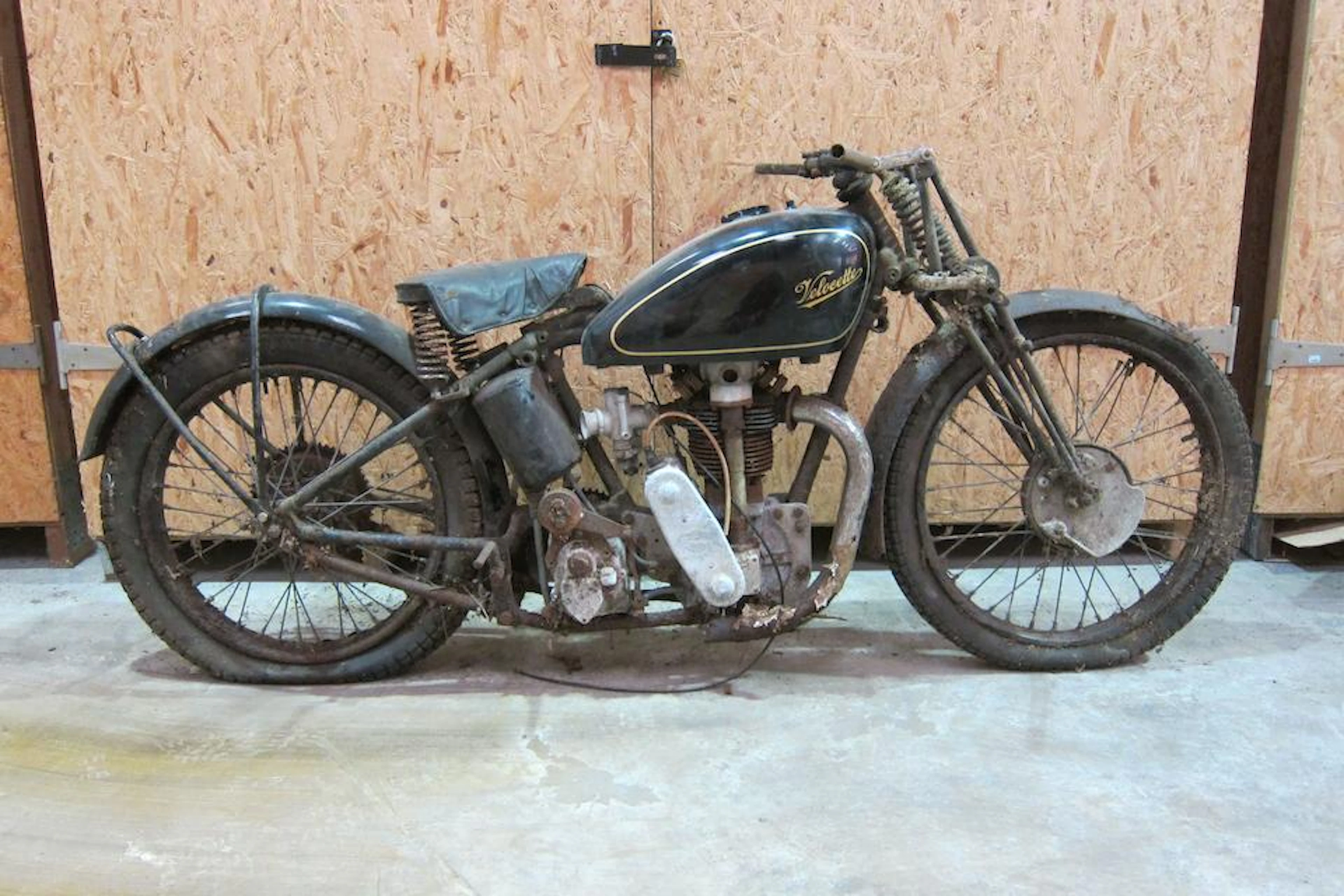 1933 Velocette 348cc KTT Mk IV Frame no. KTL4299 Engine no. KTT493