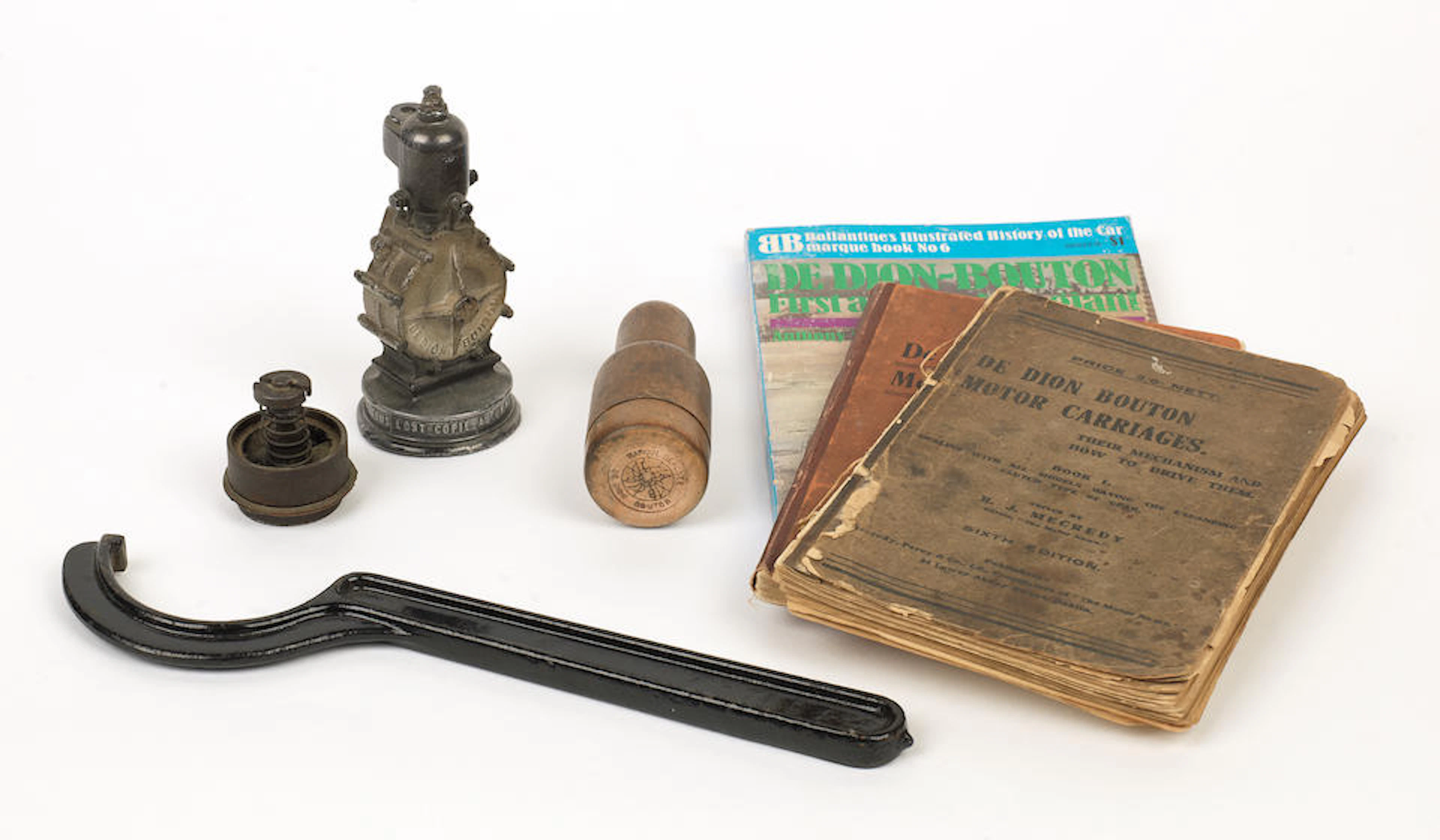 De Dion Bouton automobilia, ((Qty))