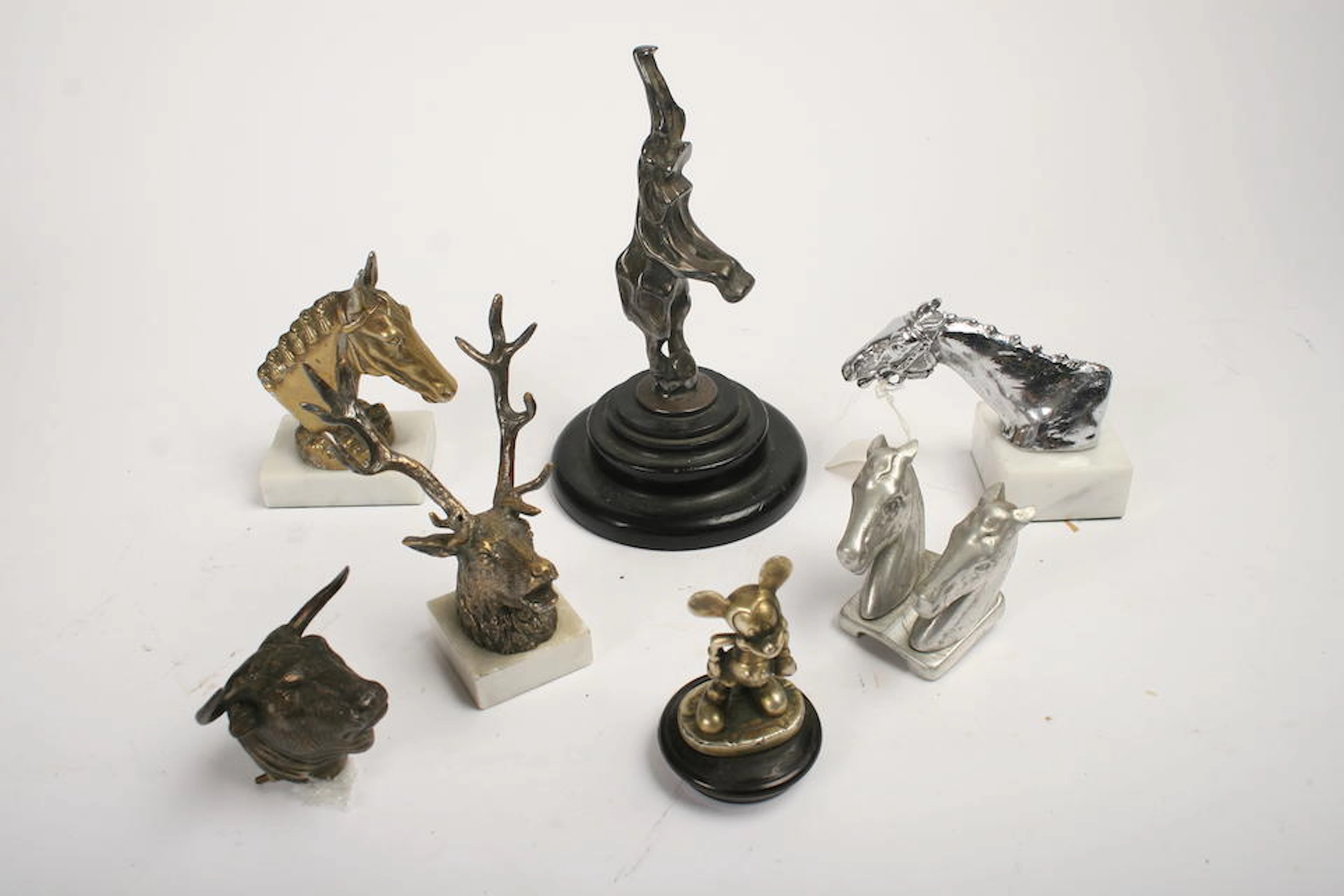 Seven Animal mascots, ((7))