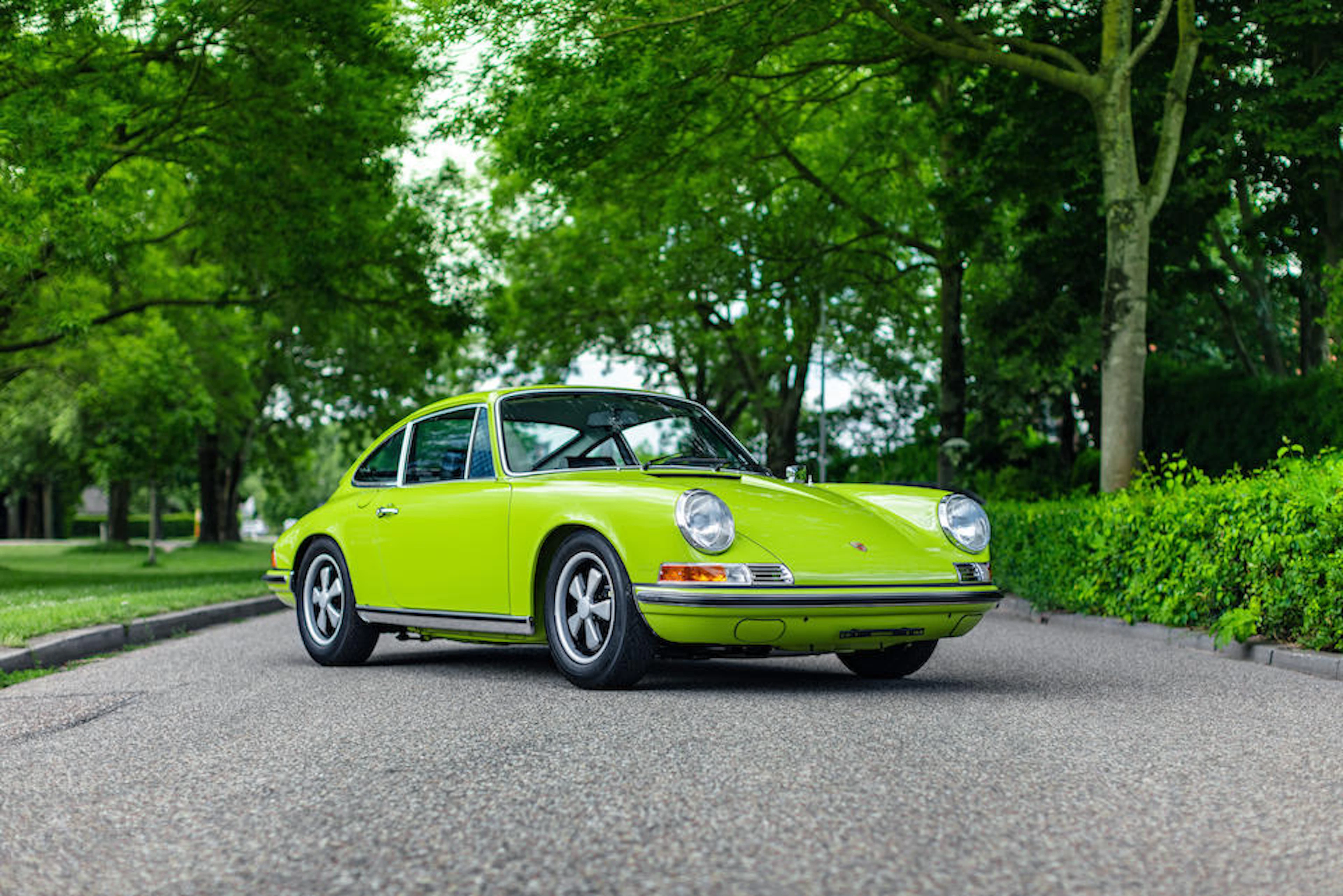 1972 Porsche 911 T 2.4 Coupe Chassis no. 9112100987 Engine no. 6121572