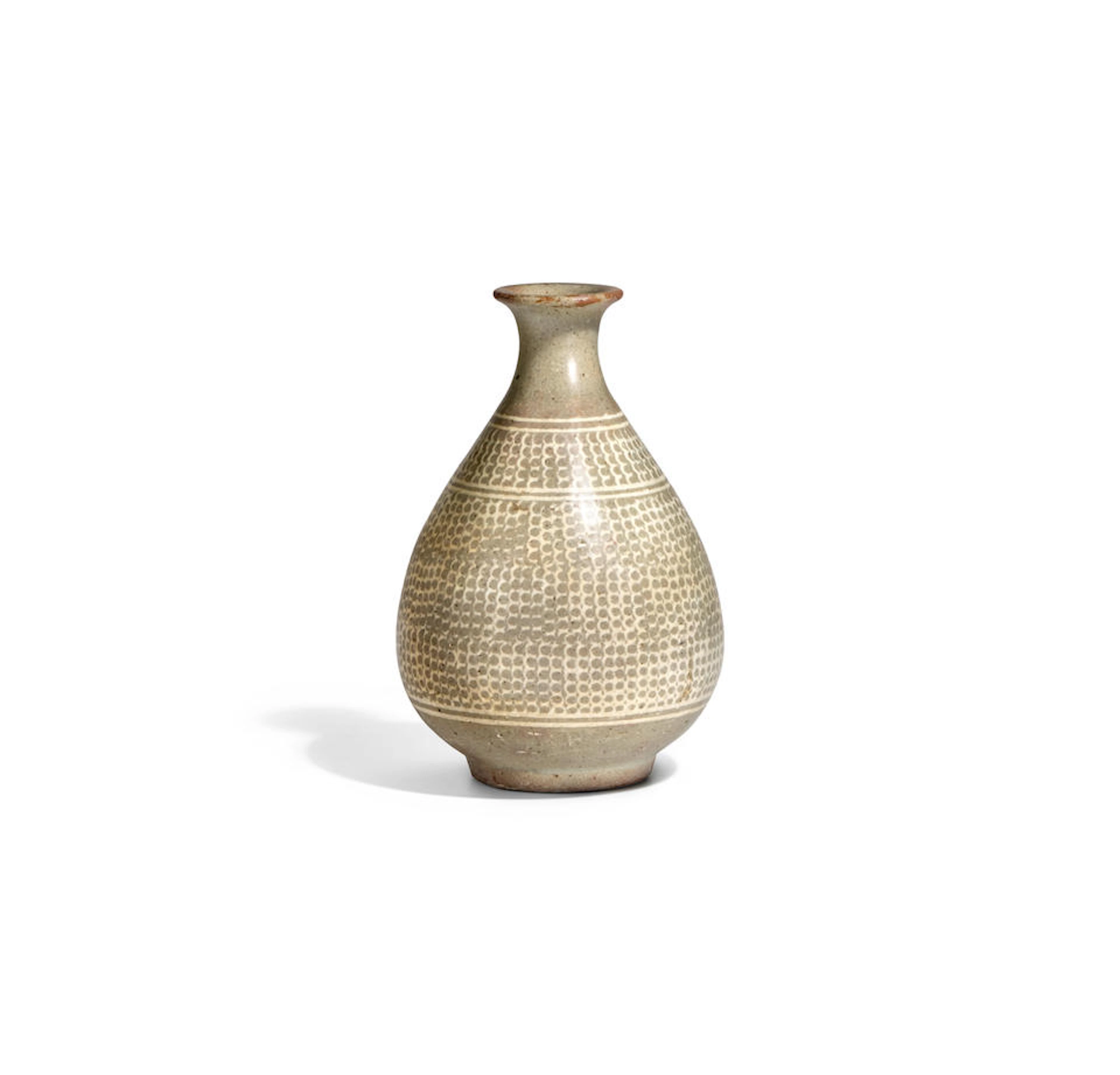 A SMALL SLIP-DECORATED BUNCHEONG BOTTLE Goryeo dynasty (918-1392)