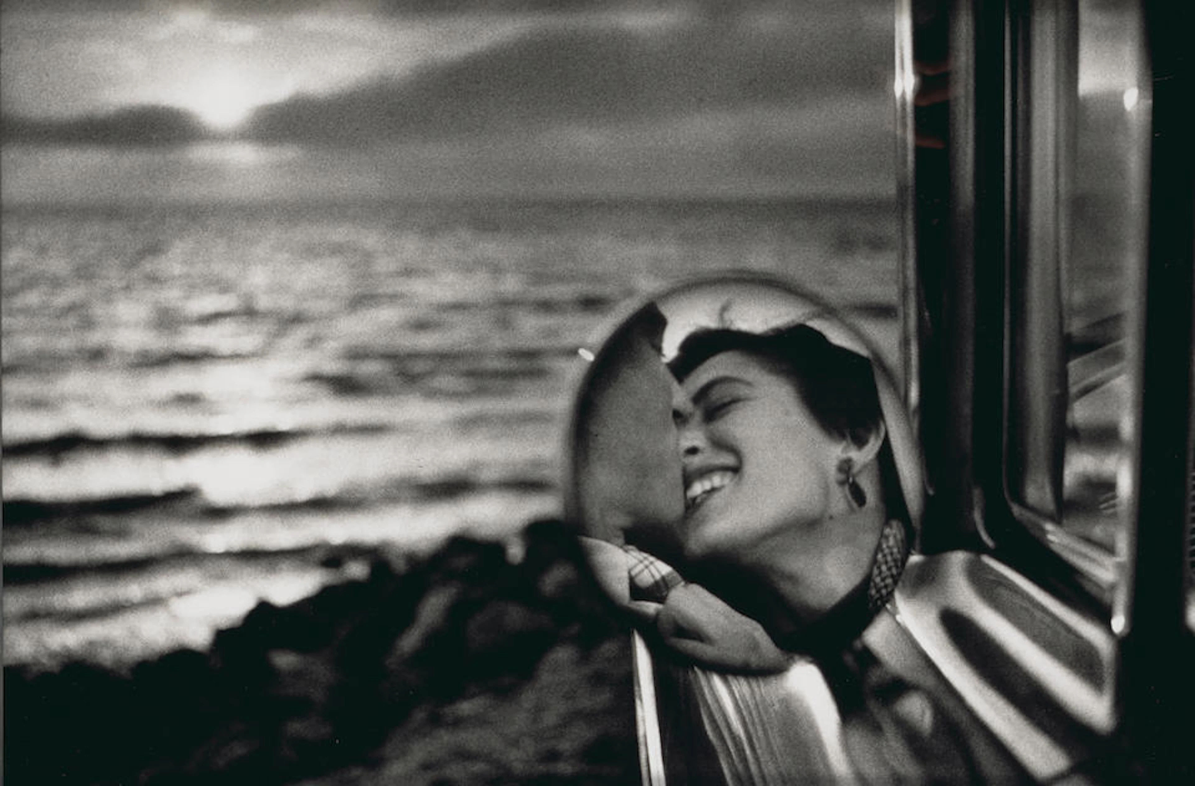 Elliott Erwitt (born 1928); California Kiss;
