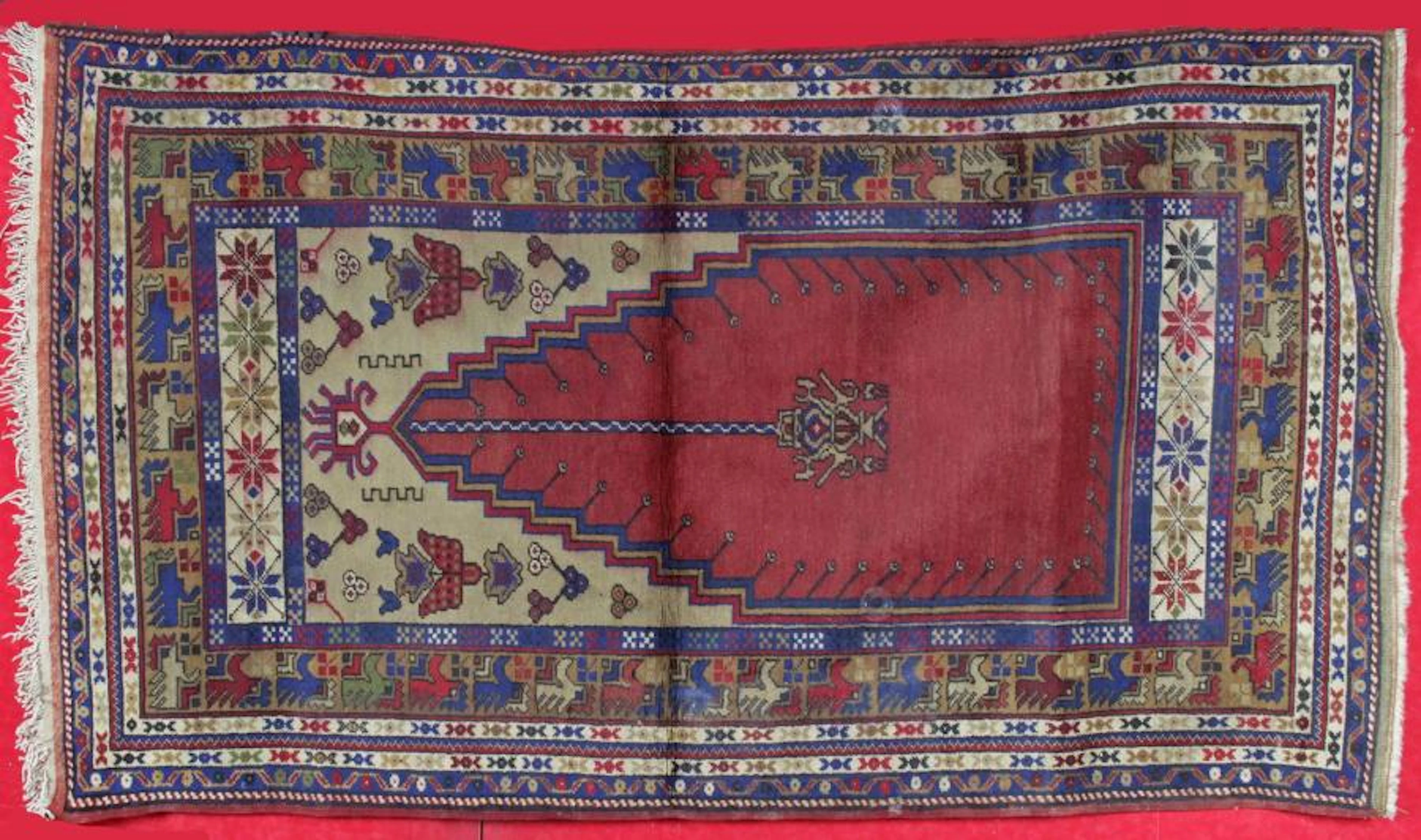 TAPIS LADIK( Turquie) Vers 1985/90. Forme…