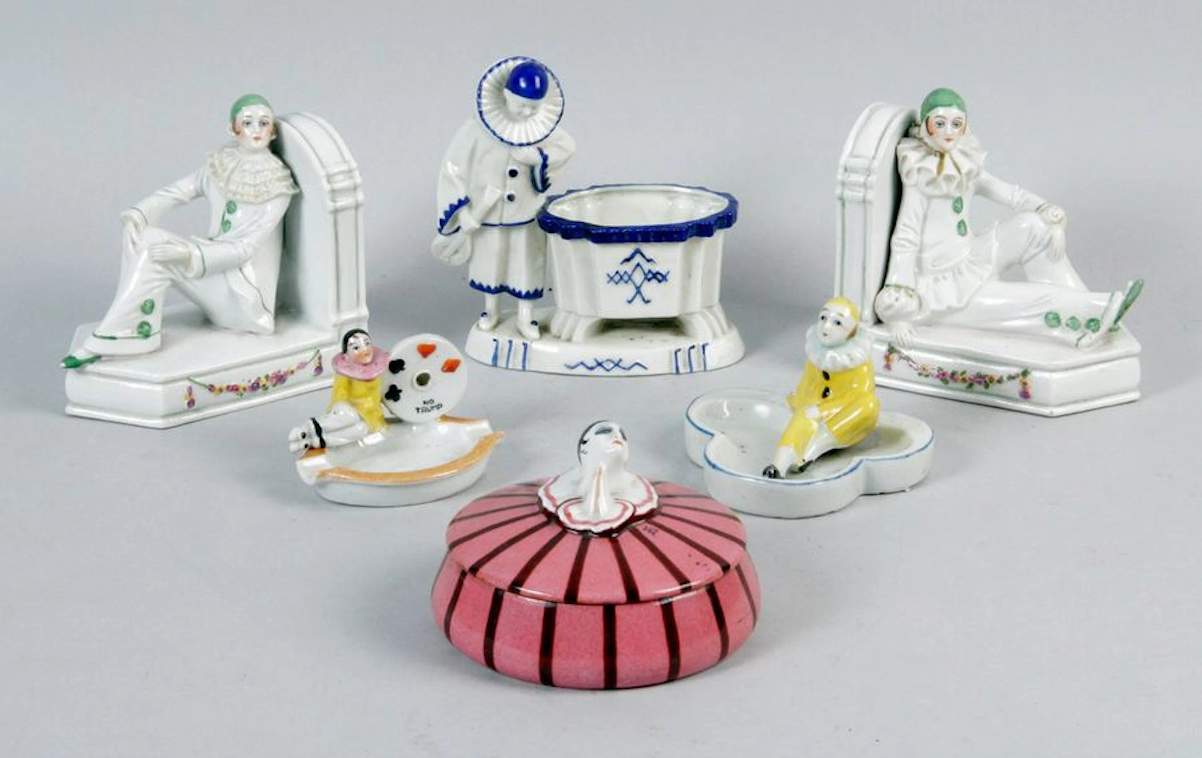PORCELAINE - BONBONNIÈRE en porcelaine de…