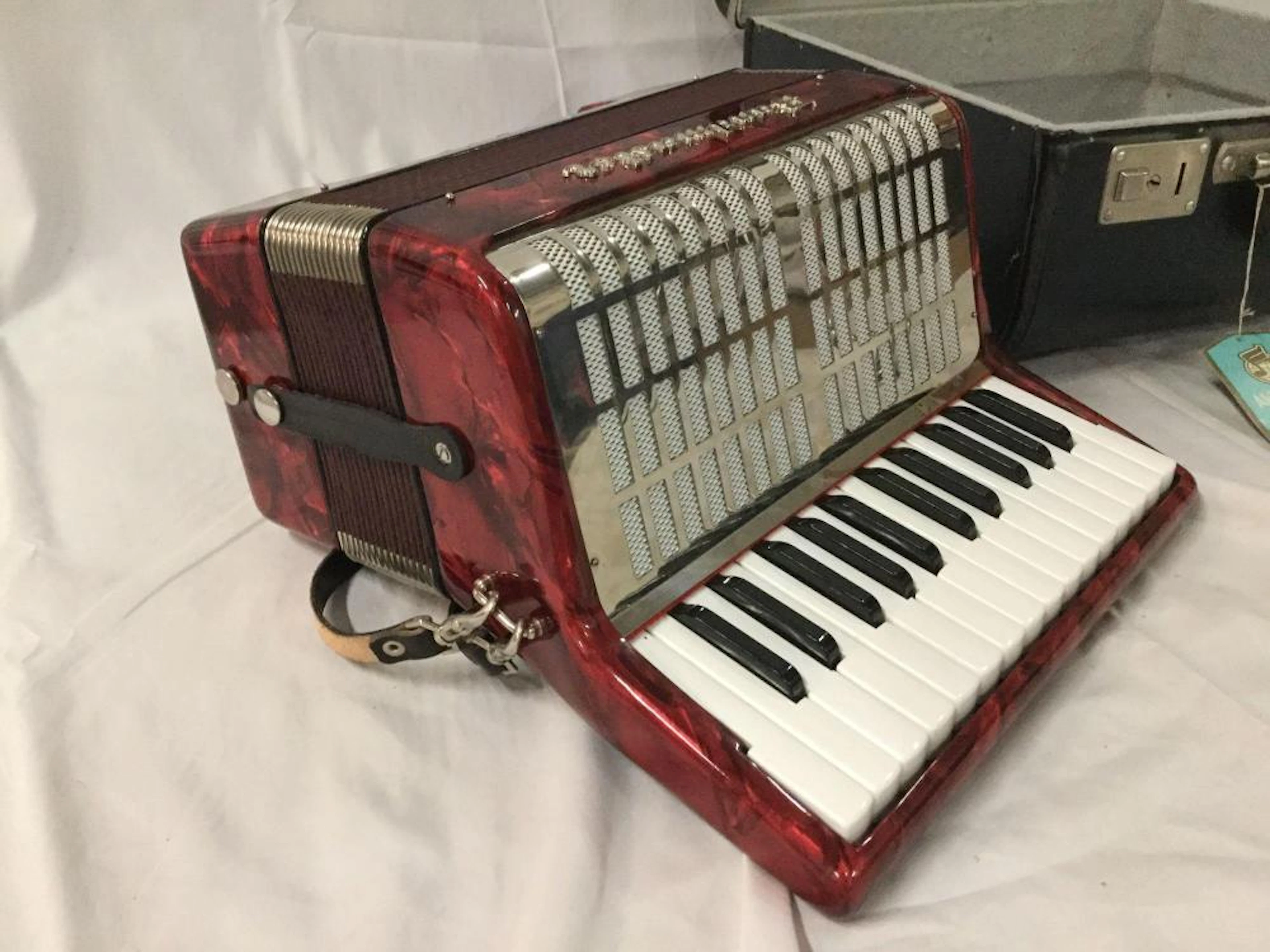 Vintage Barcarole Type 26/12 II Bandmaster Accordion, made in Germany