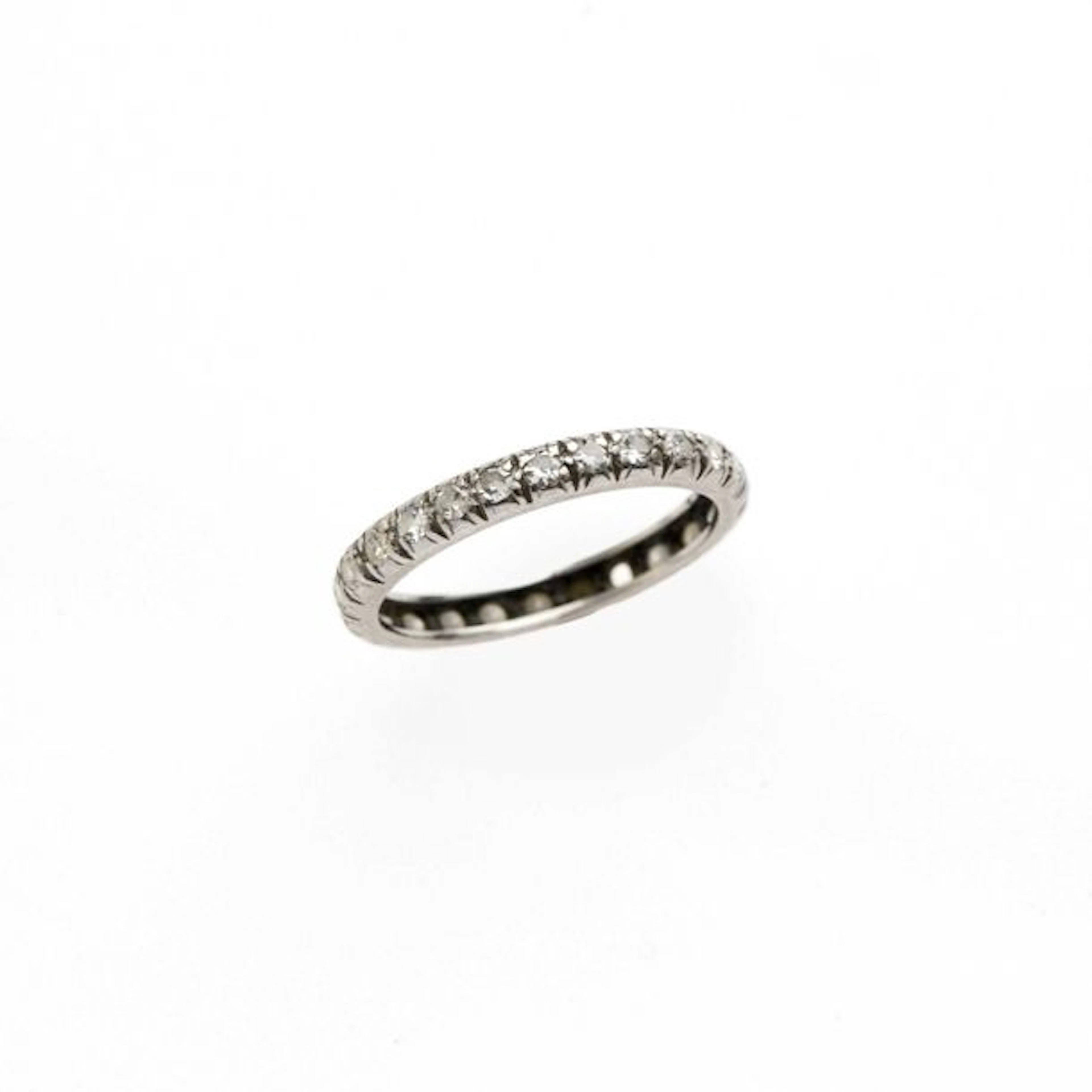 Alliance américaine en or blanc 18K (750°…