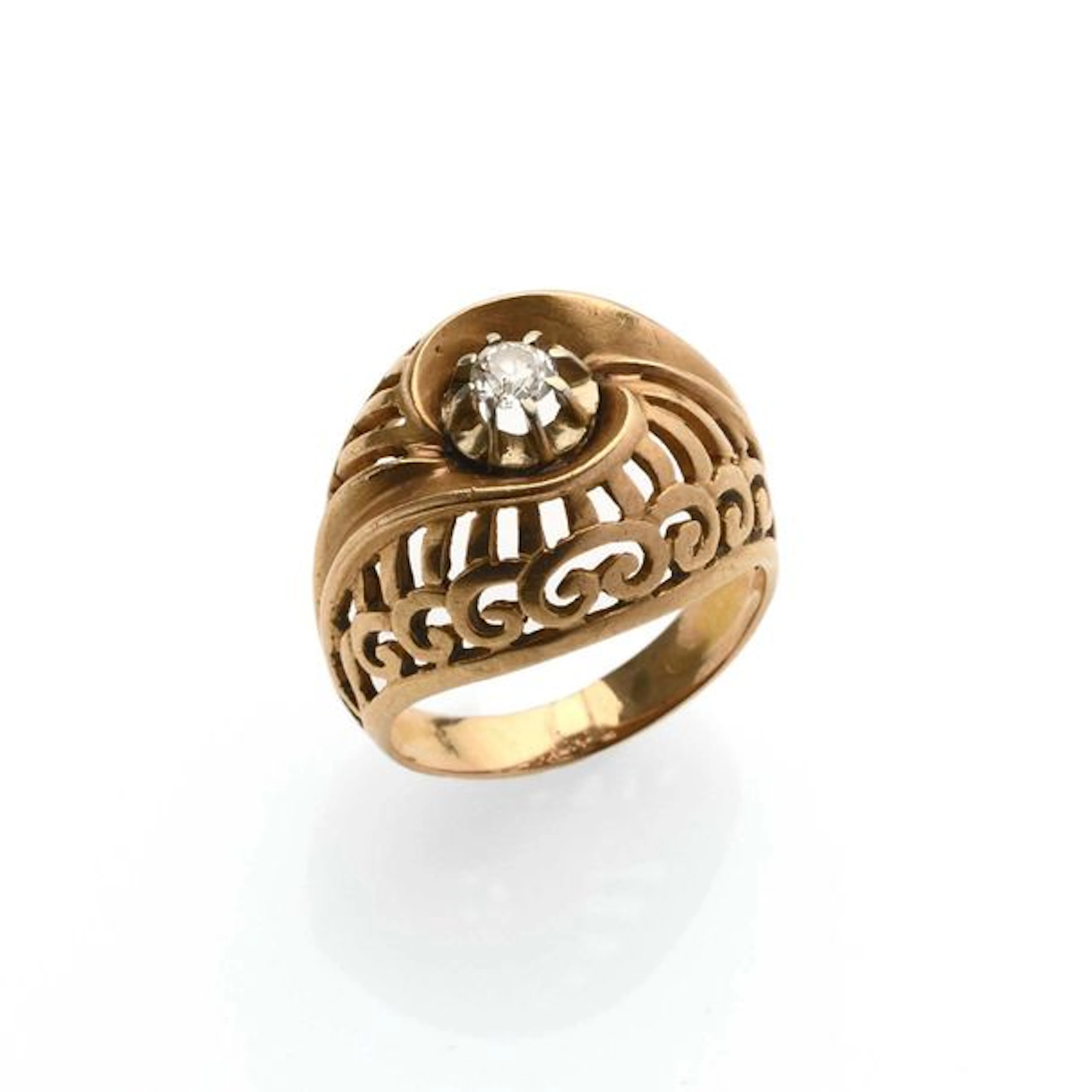 Bague dôme en or jaune 18K (750° millièmes)…