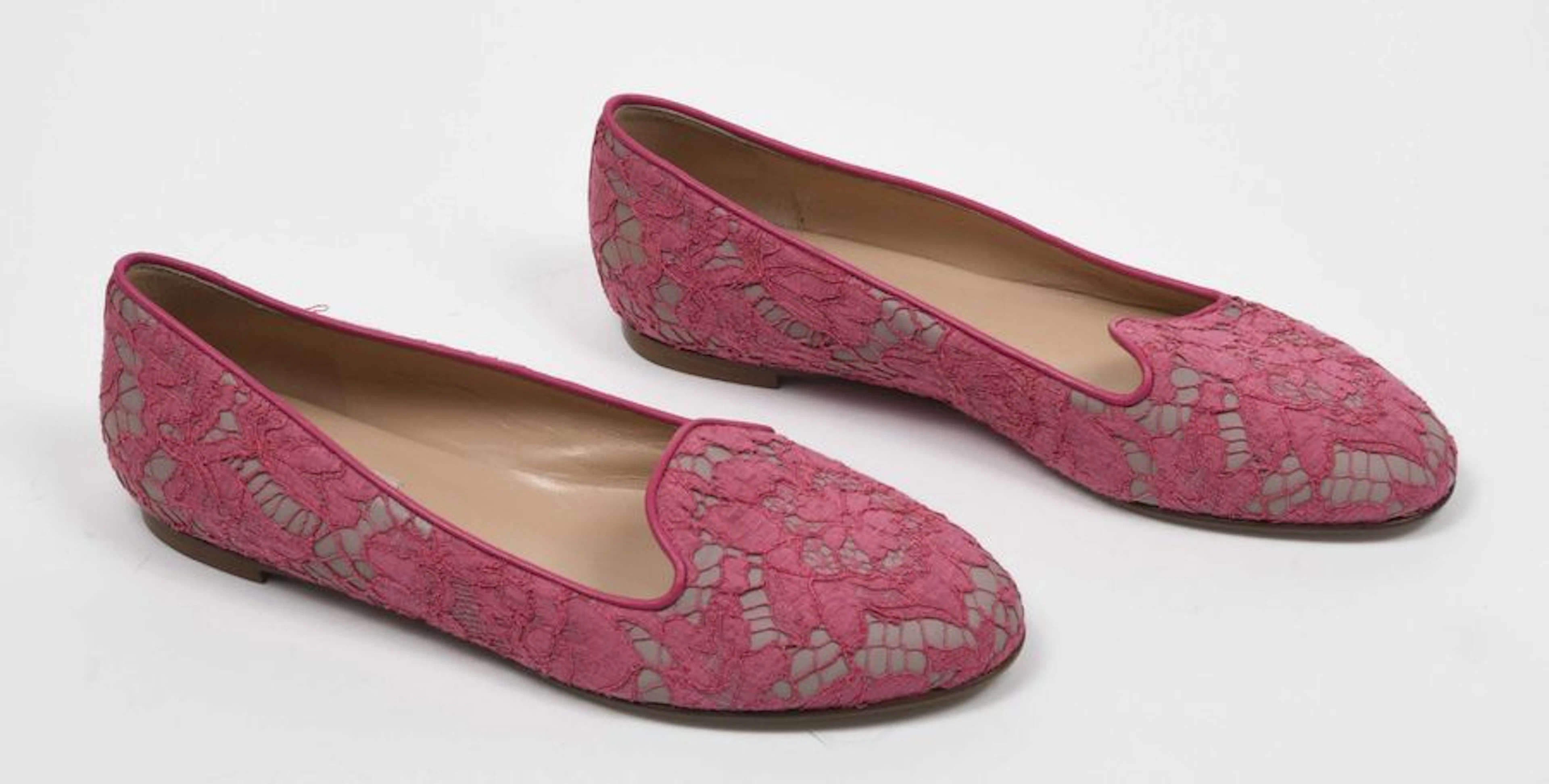VALENTINO : ballerines en cuir beige recouvert…