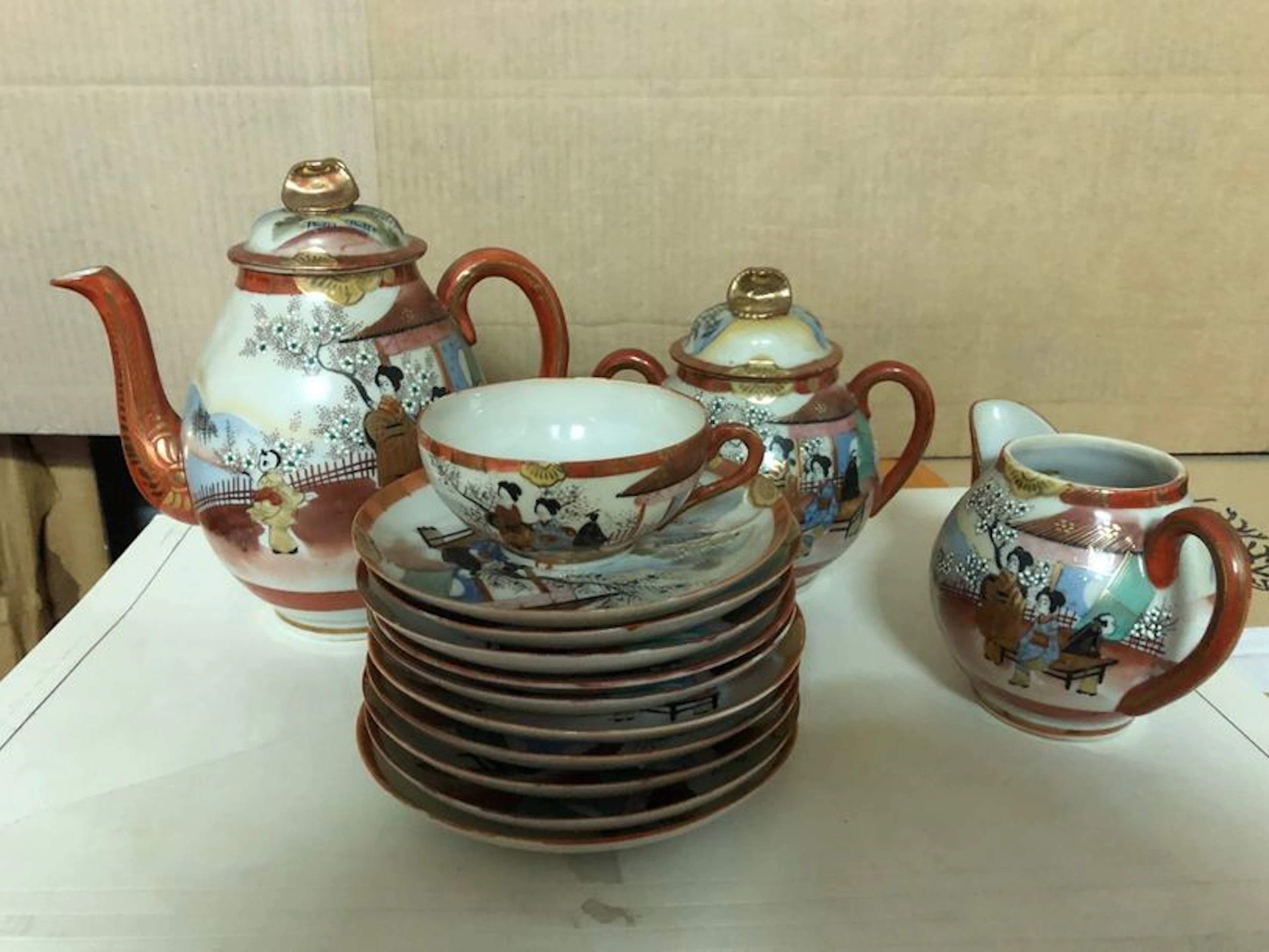 Service à thé et café en porcelaine japonaise…