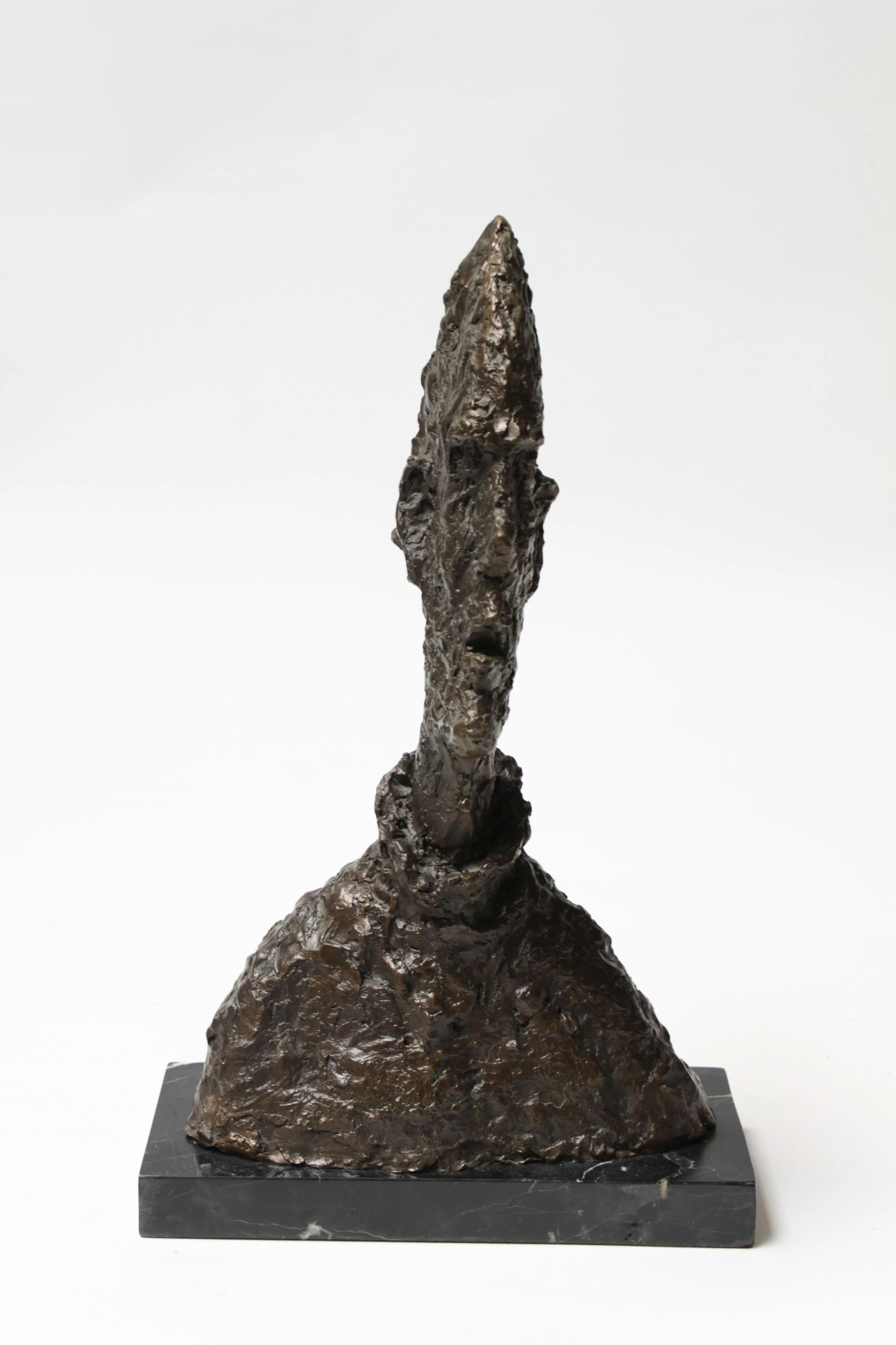 ALBERTO GIACOMETTI. Nach. Skulpturen. Bronzeskulptur, "Amenophis“, sig. Hommage to Giacometti.