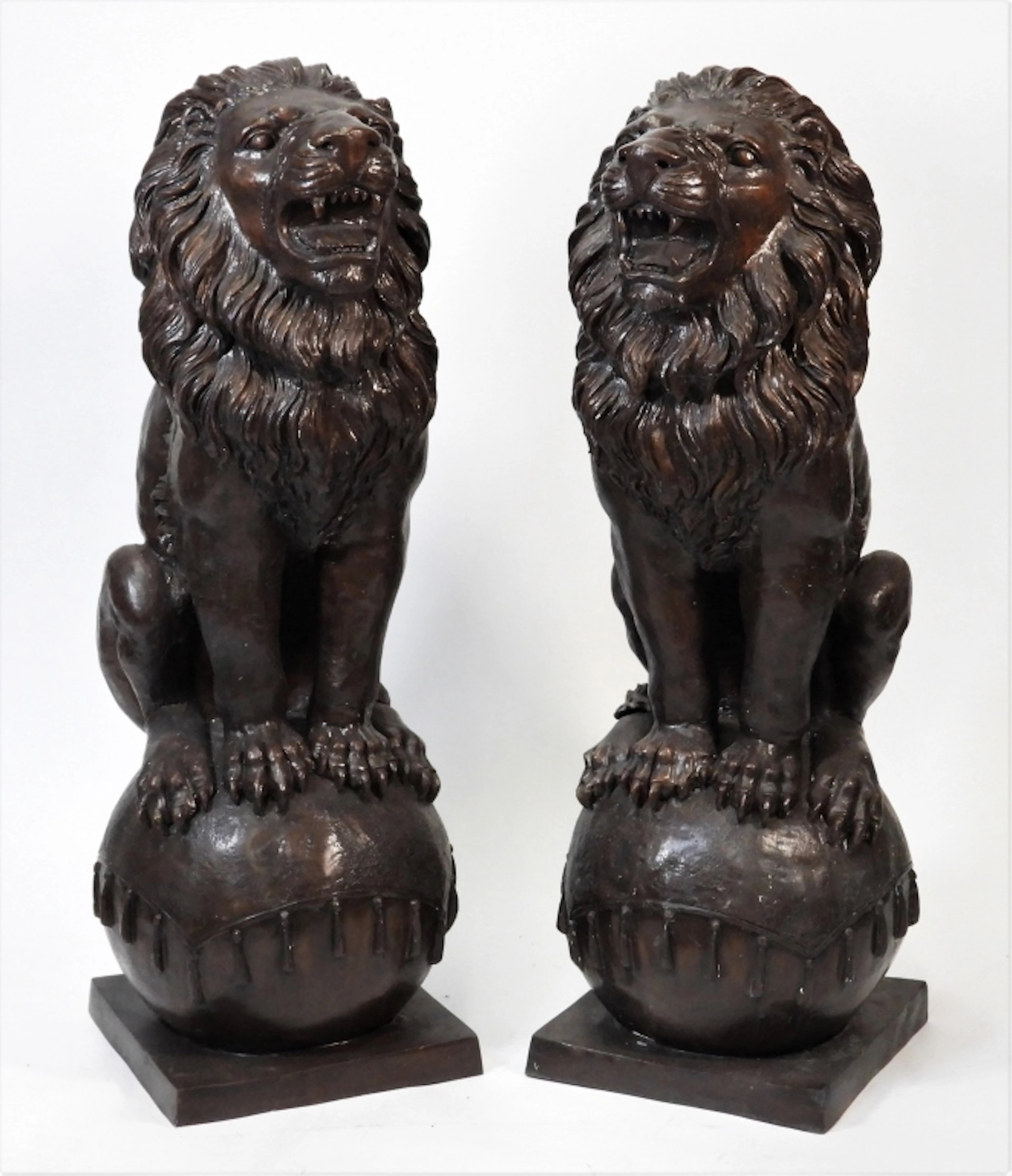 PR LG Bronze Lion Sculptures