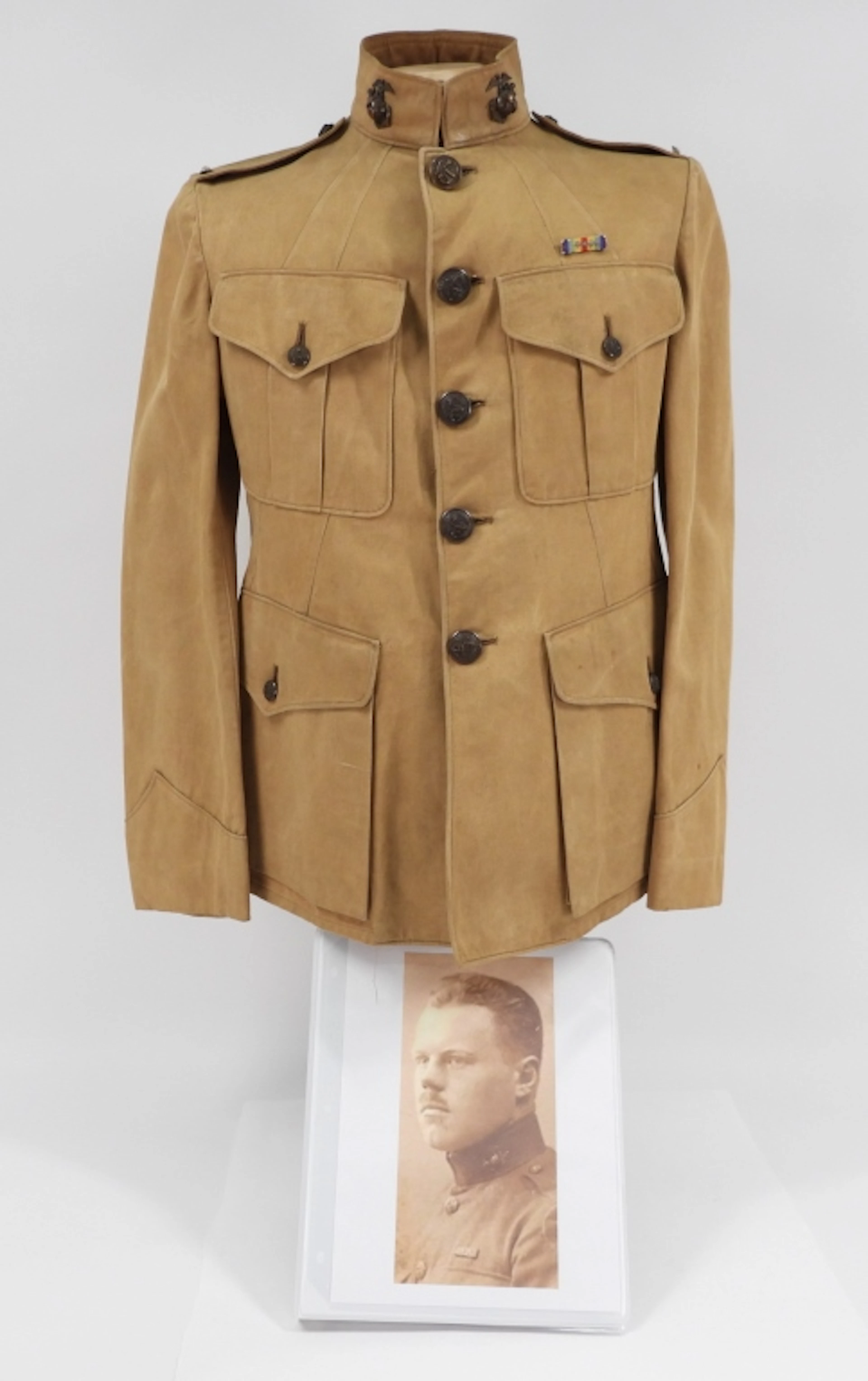 WWI USMC Summer Tunic of Lt. Lothar R. Long