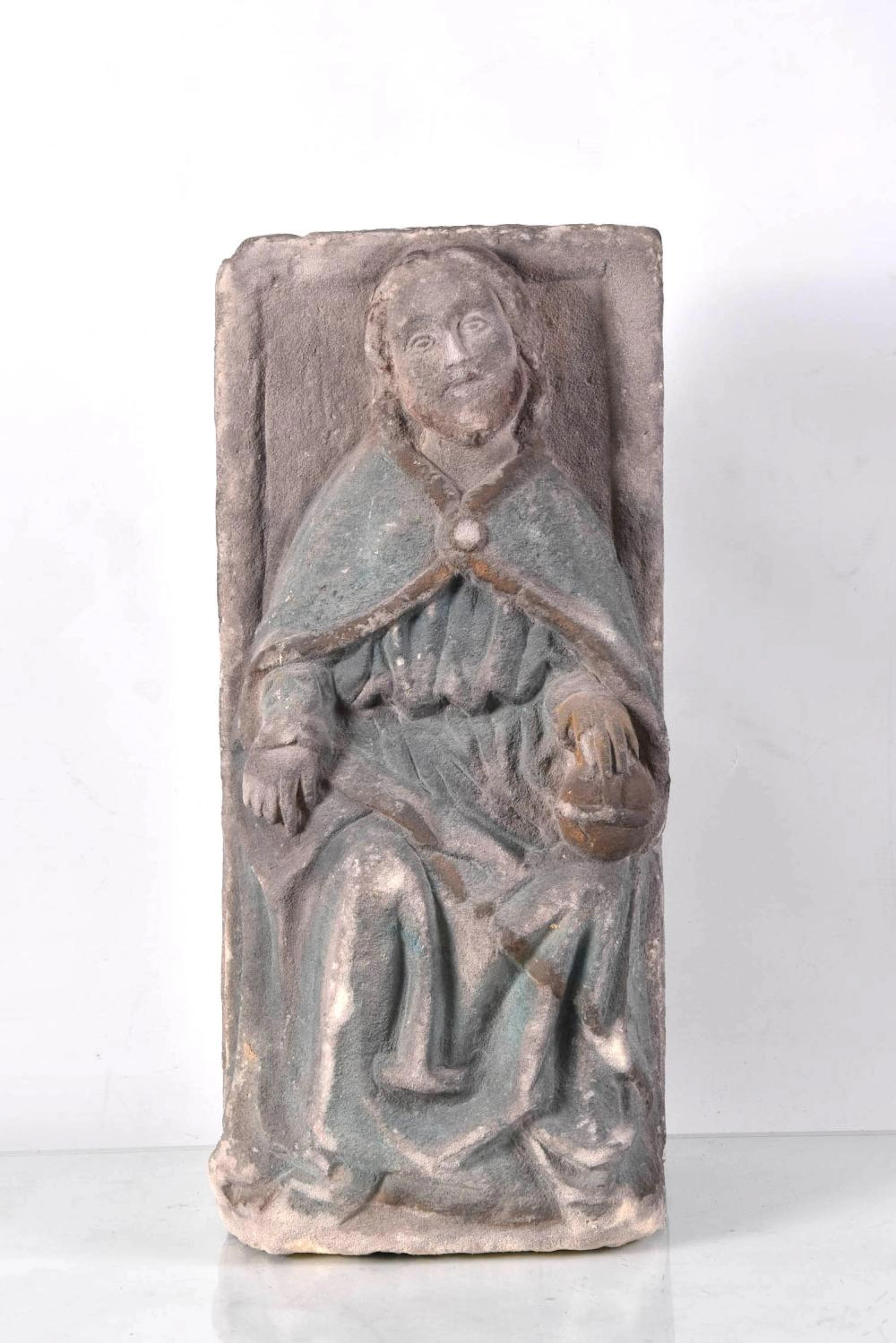 Christ en majesté Tuffeau sculpté
