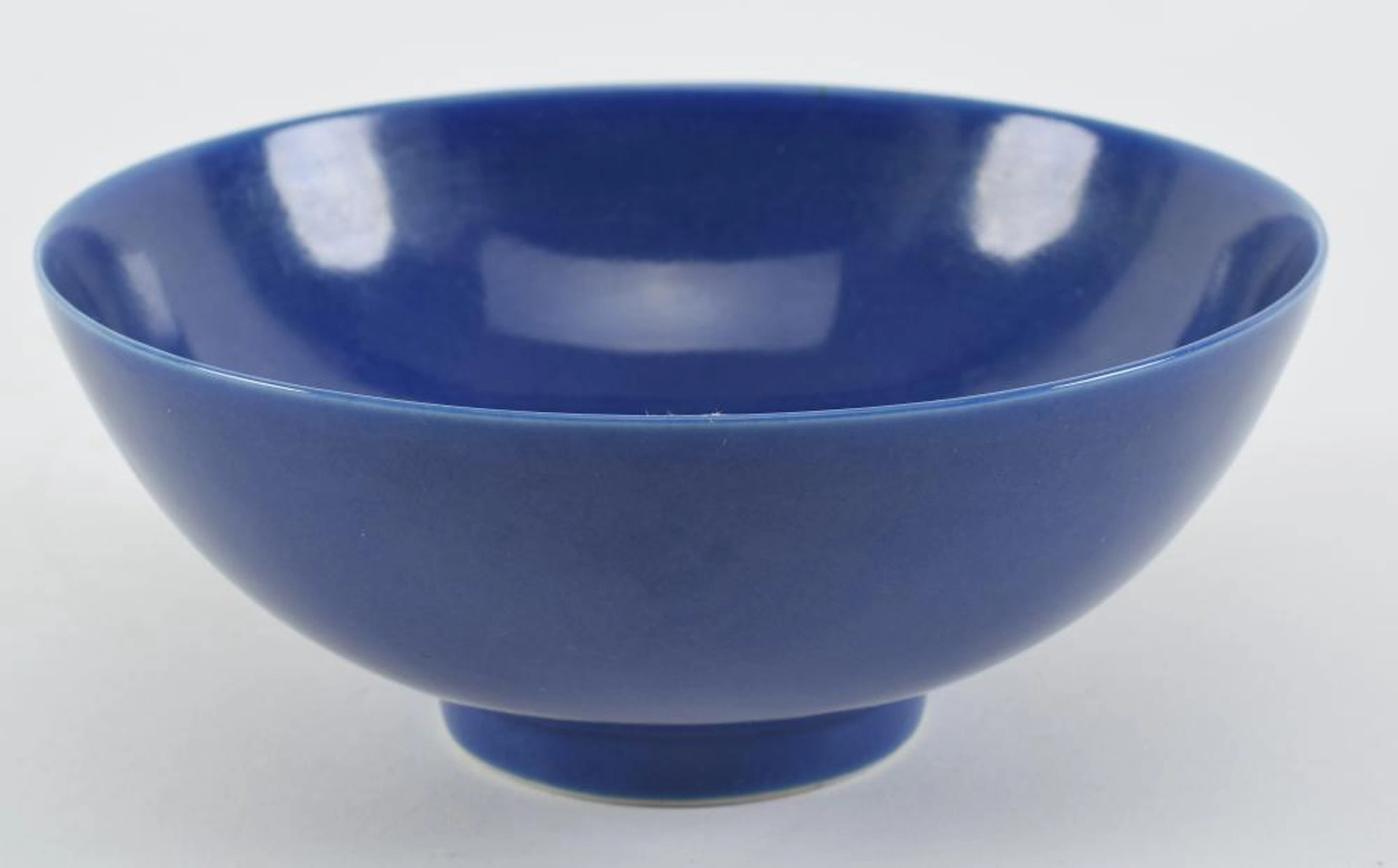 19th century Chinese porcelain bowl