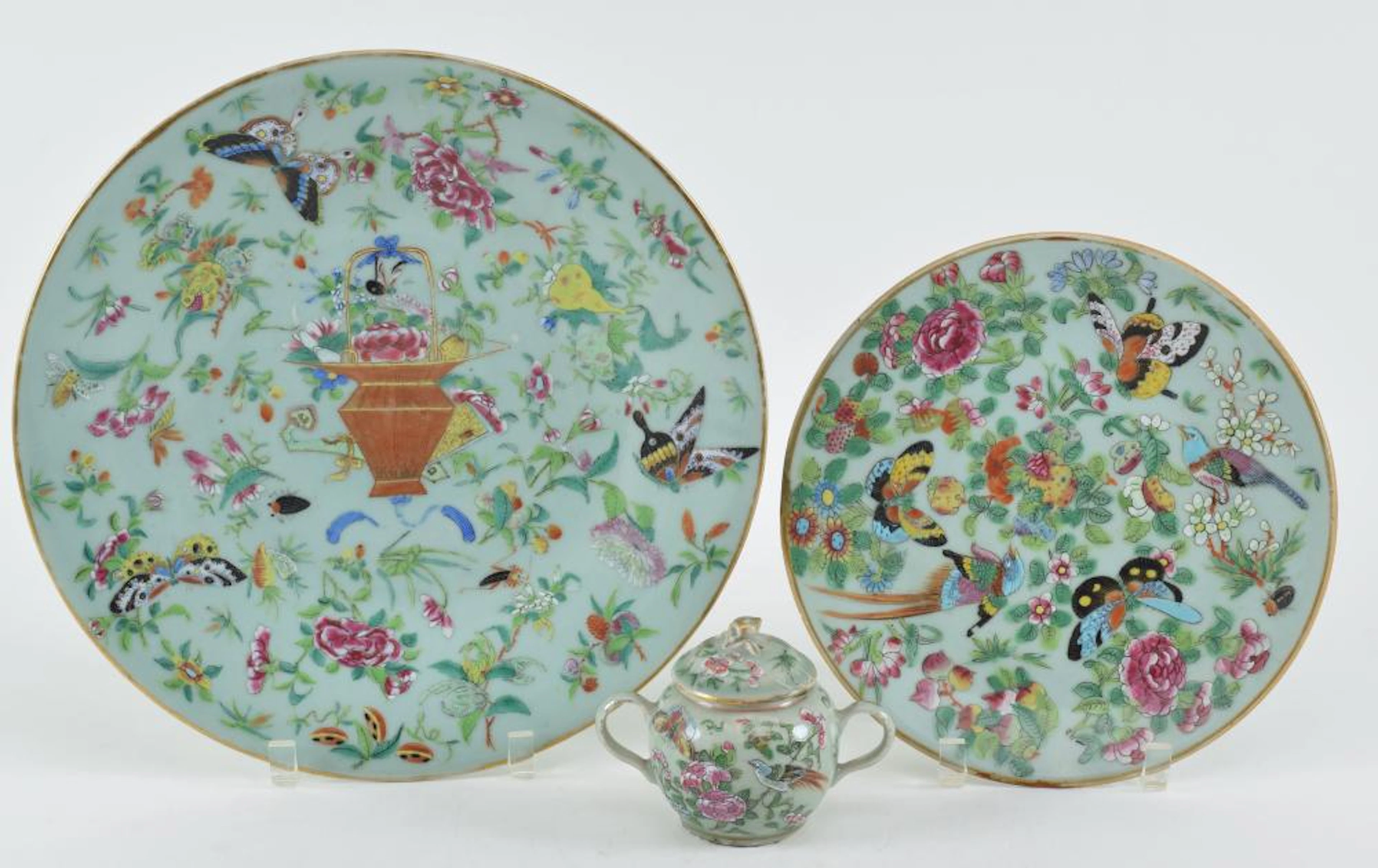 3 export porcelains