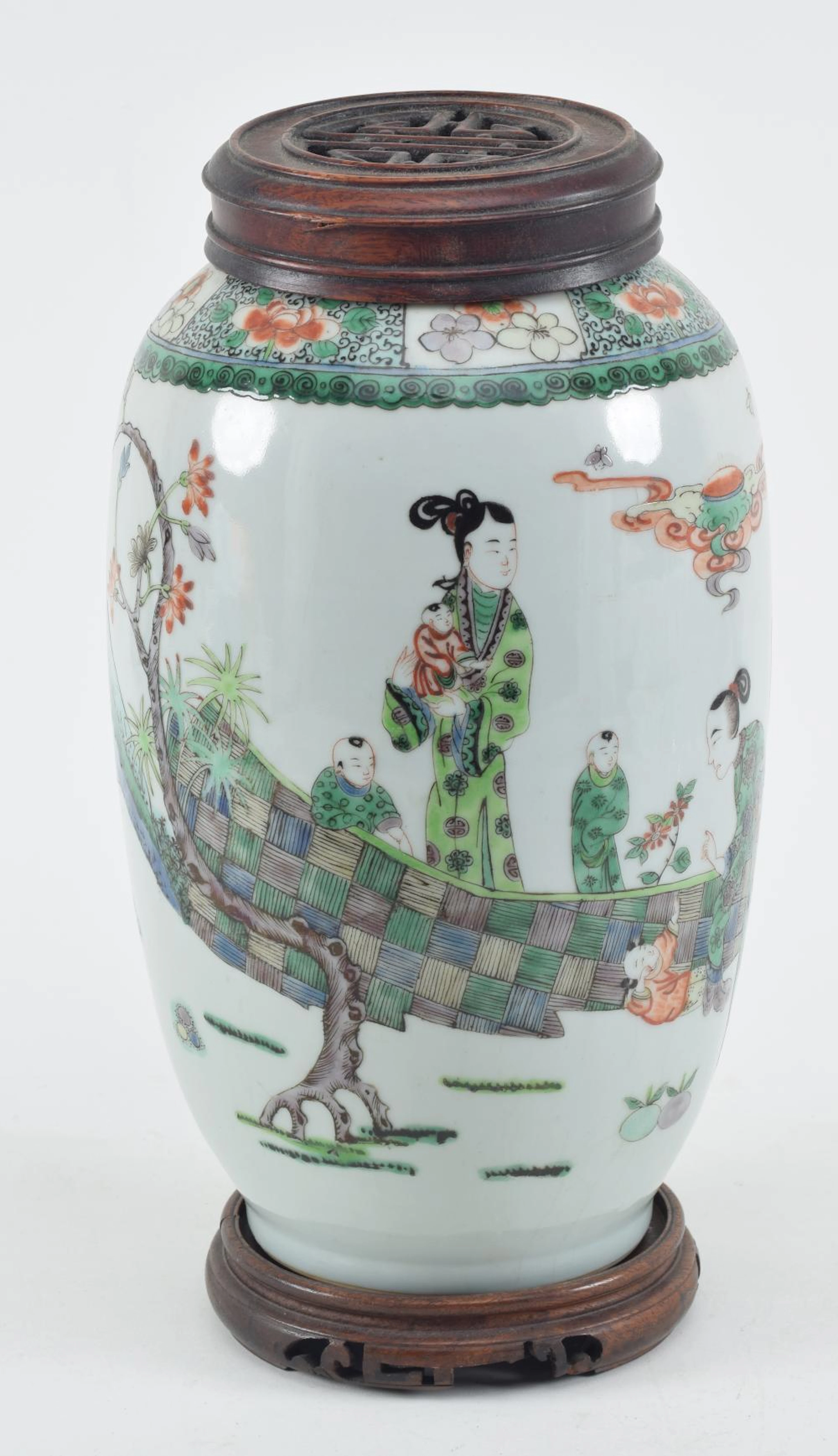 Famille verte vase
