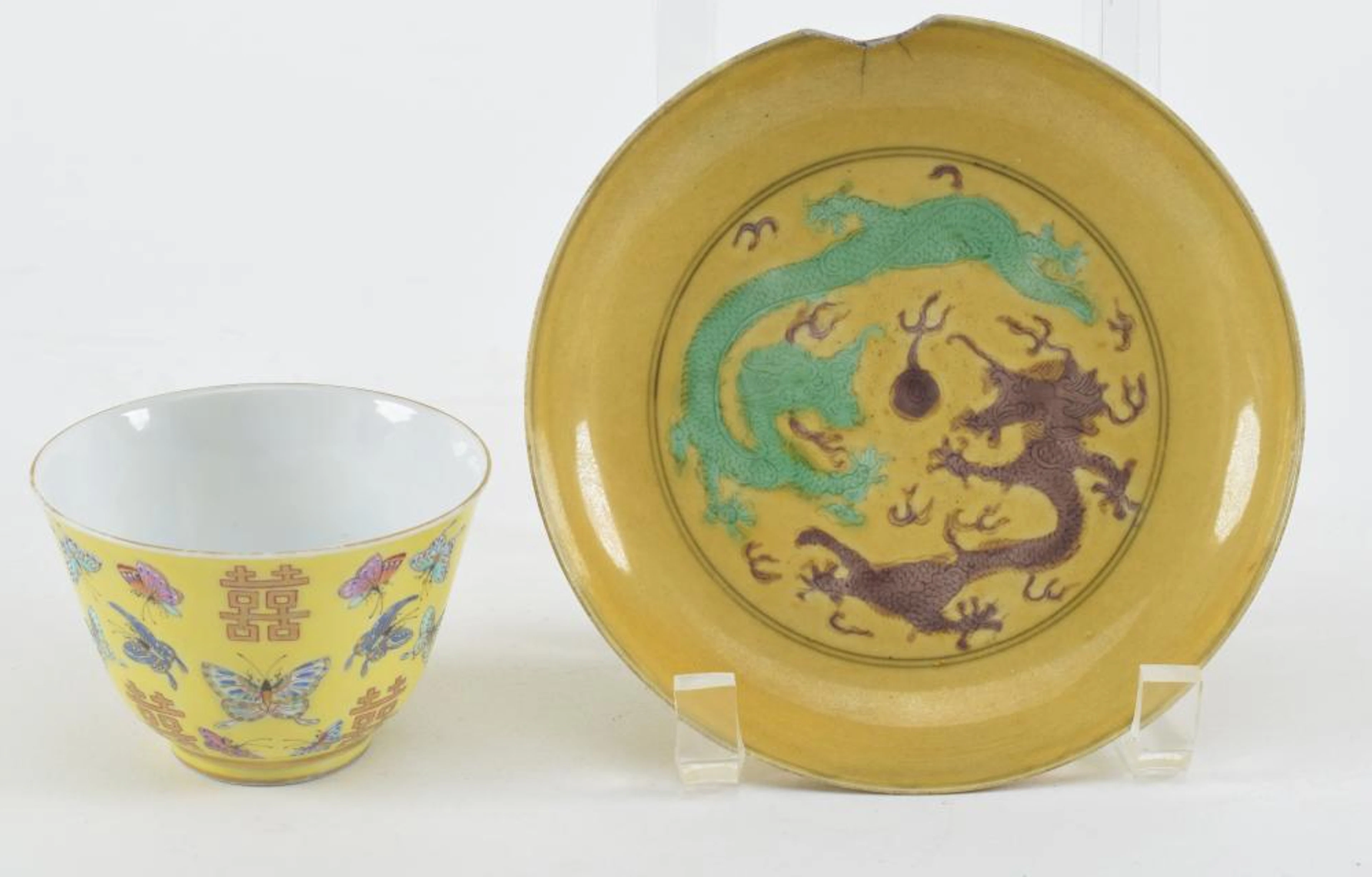 2 porcelains
